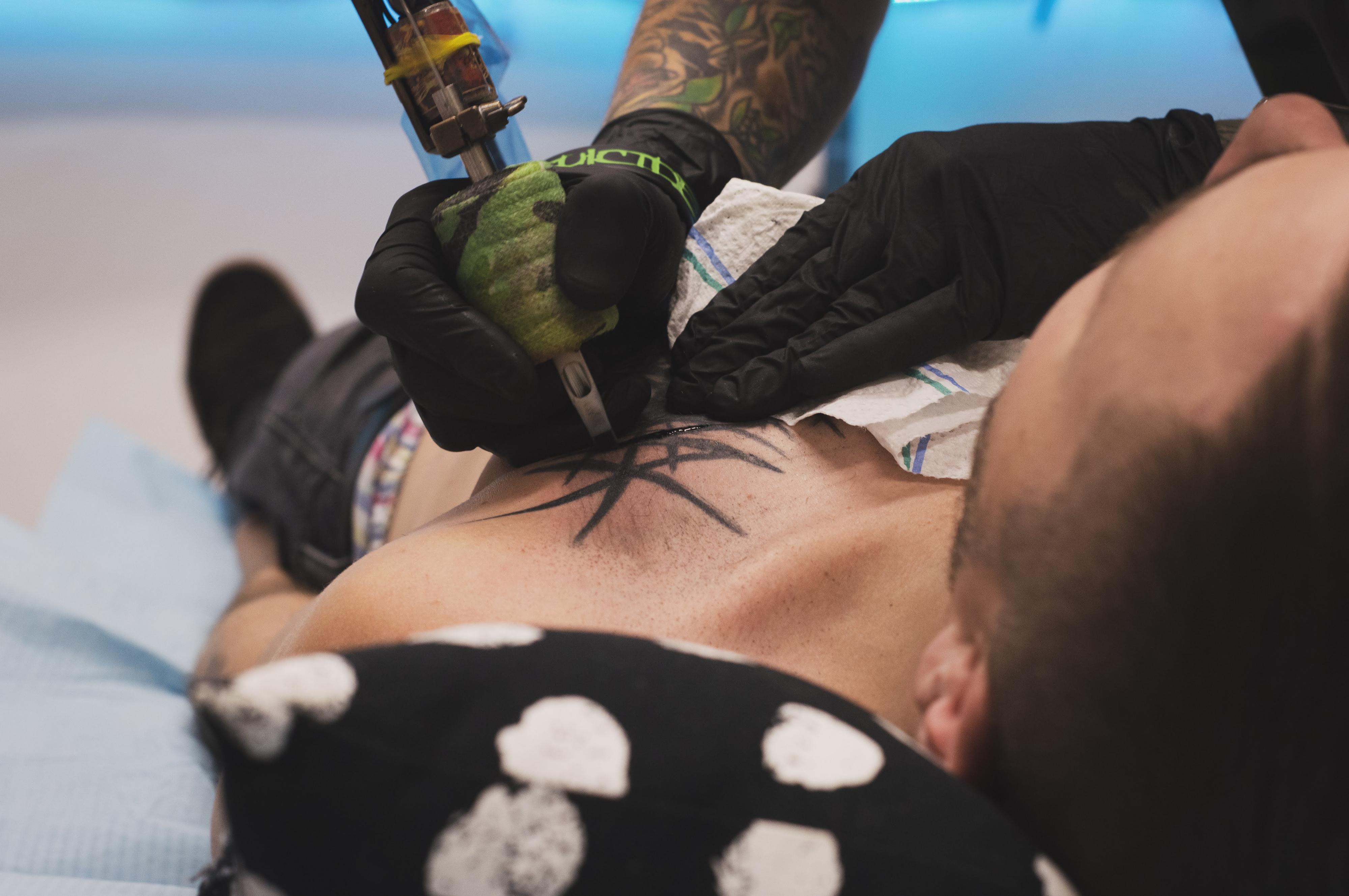 KaHo Tattoo & Piercing Studio foto 2