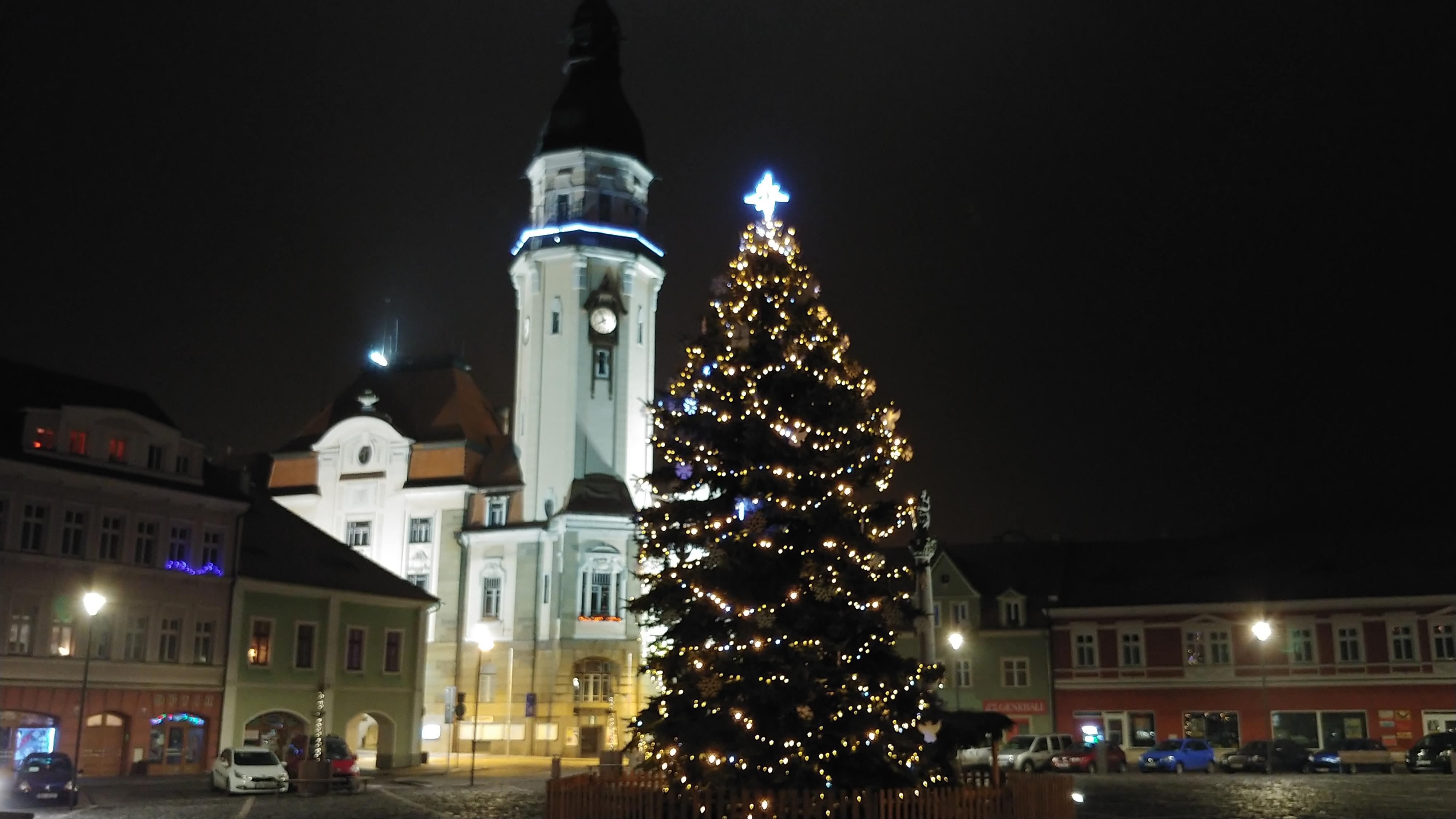 Bílina - městský úřad foto 4