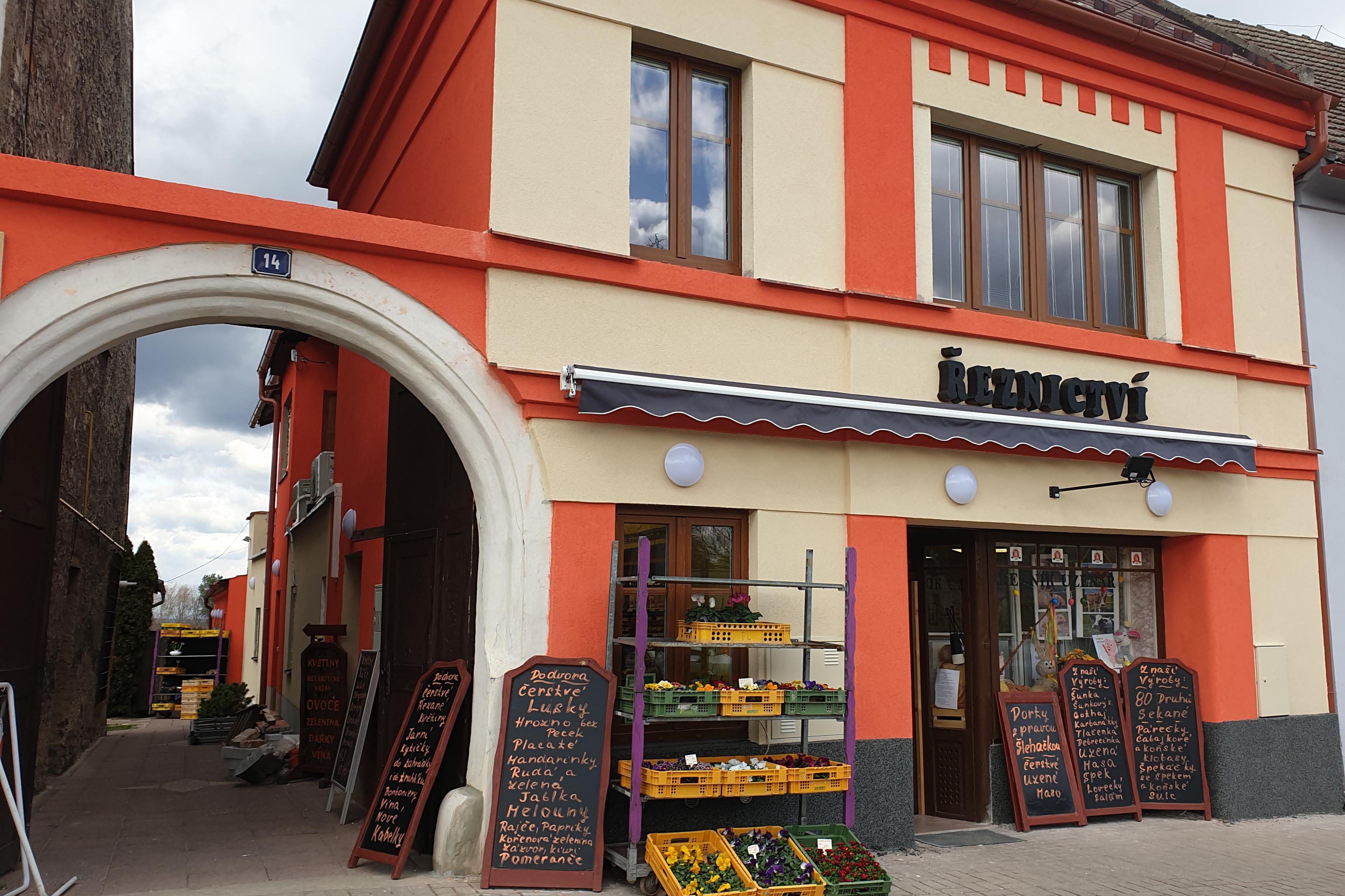 Maso uzeniny Růžena Hejna