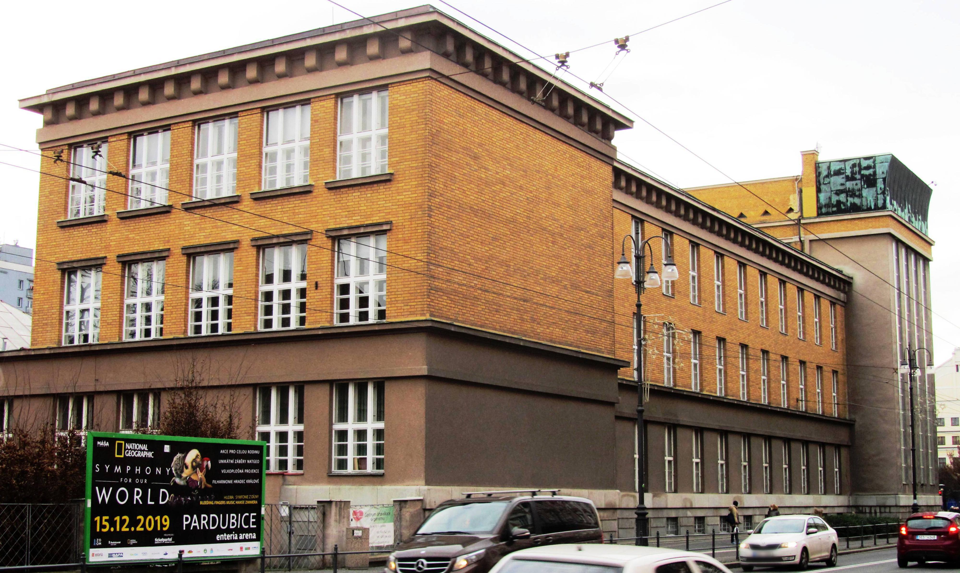 Střední průmyslová škola elektrotechnická a Vyšší odborná škola Pardubice