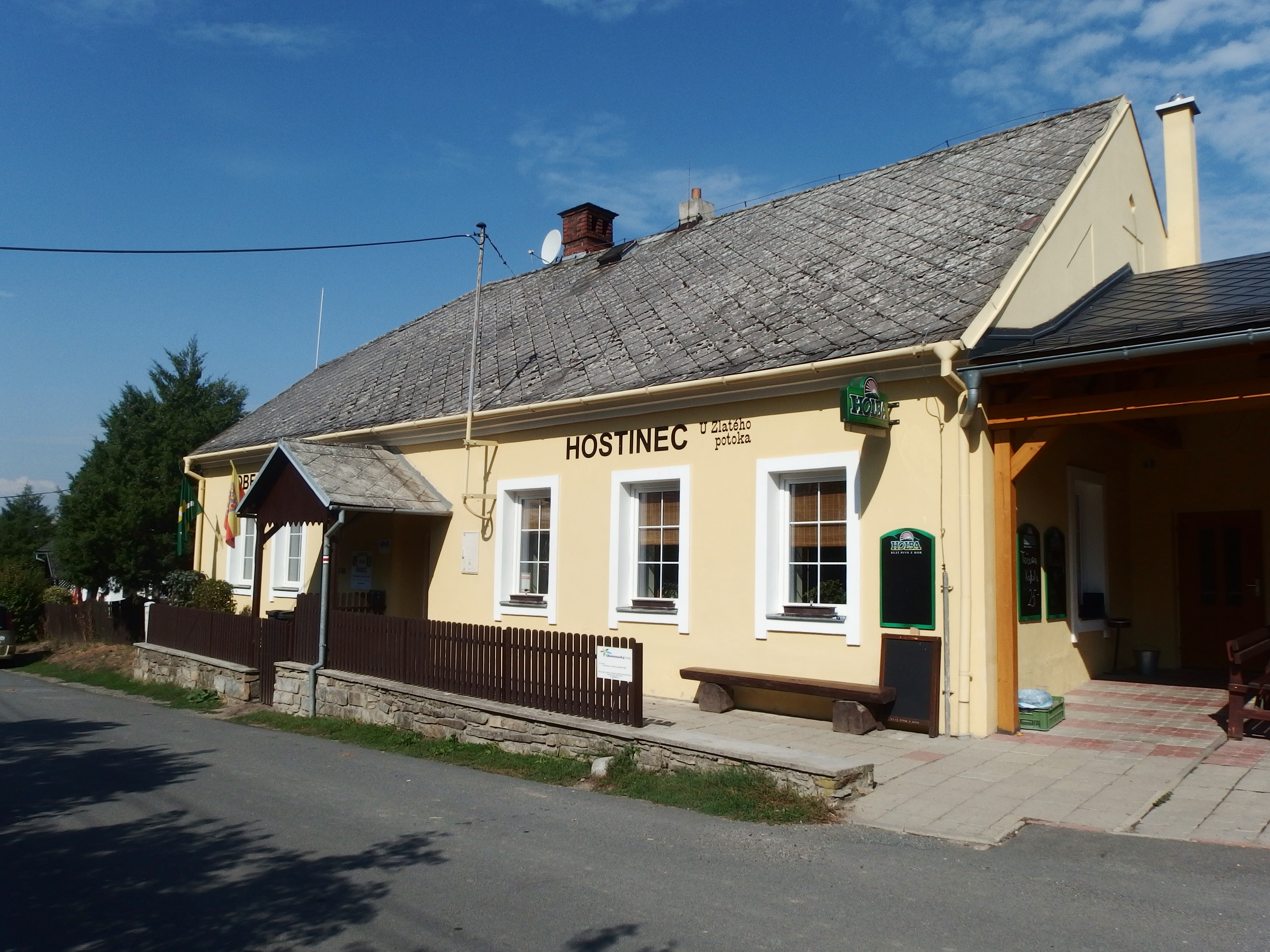 Řídeč - obecní úřad foto 2