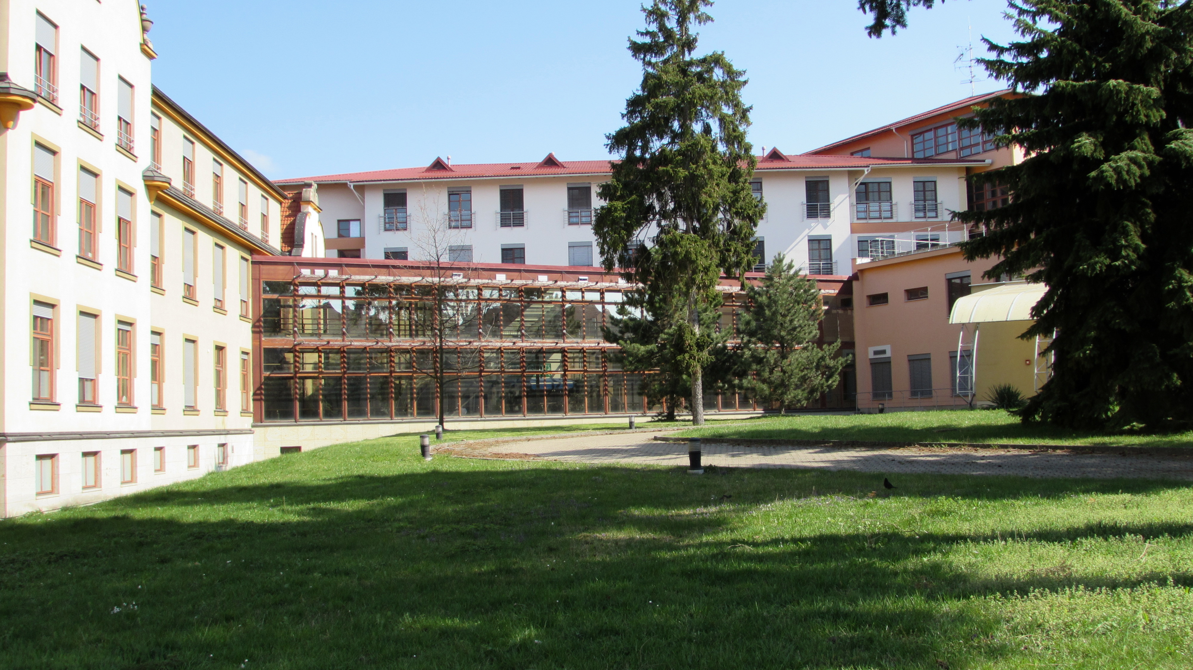 Oblastní nemocnice Jičín, a.s. foto 4