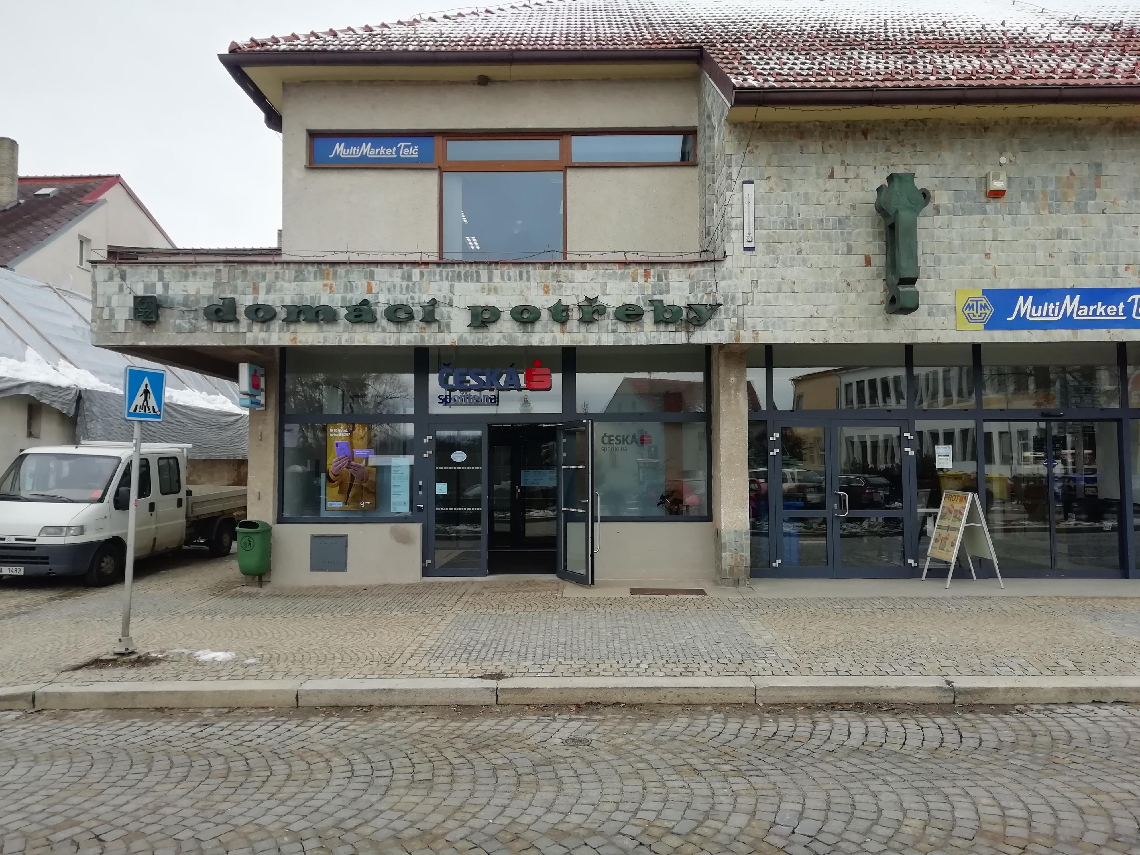 Česká spořitelna, a.s. foto 2