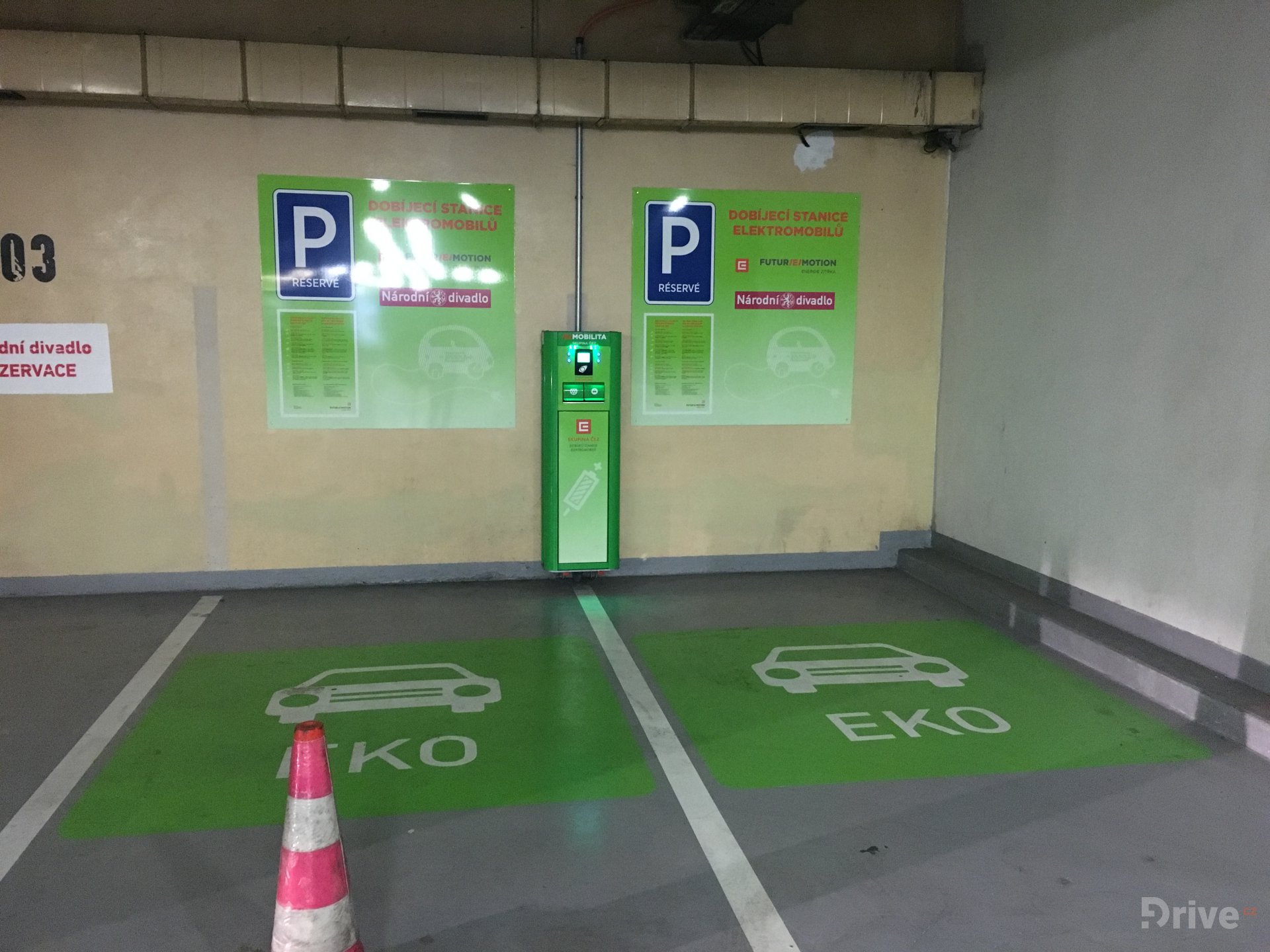 Nabíjecí stanice ČEZ