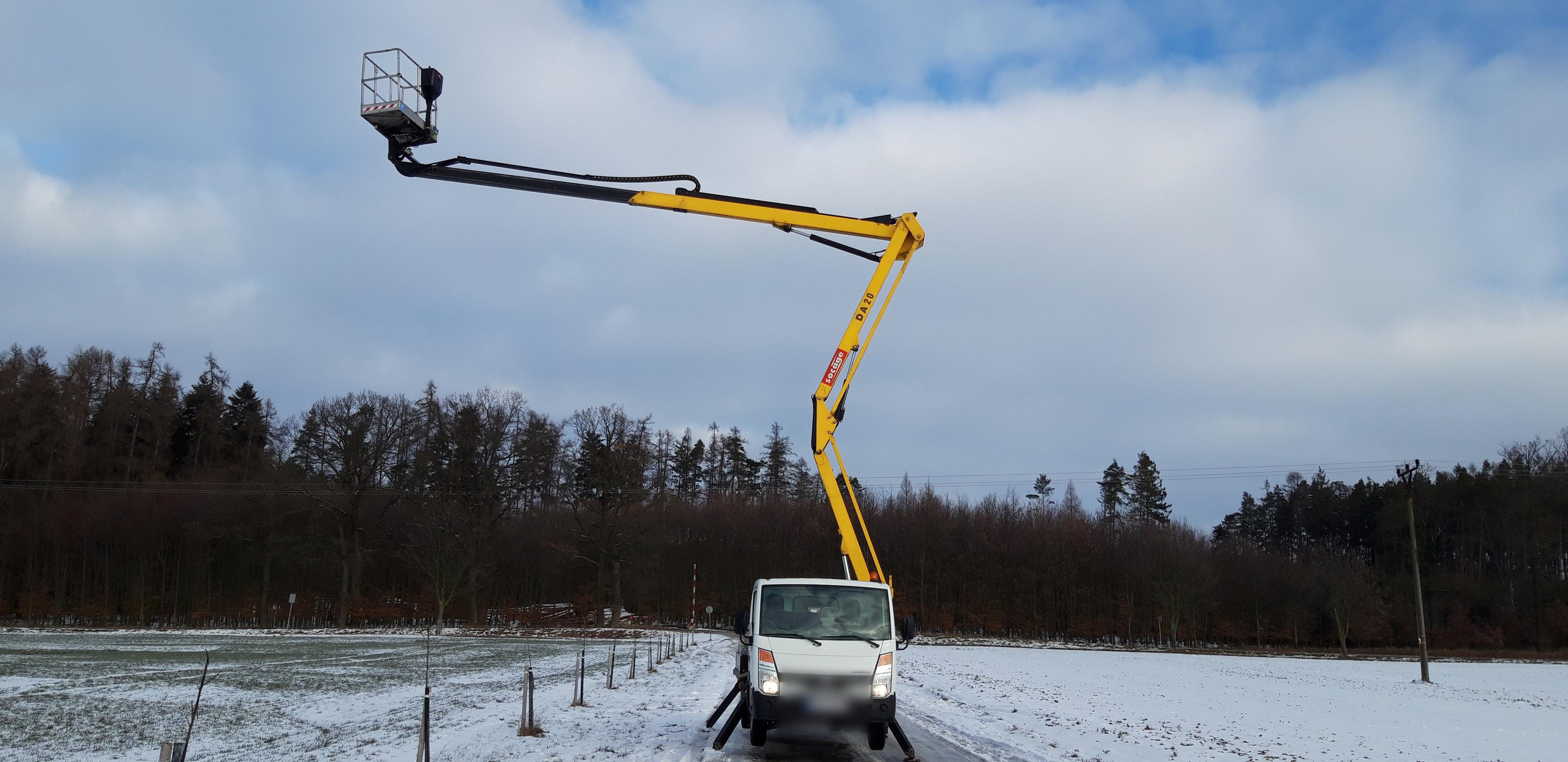Výškové práce autoplošinou Meky foto 2