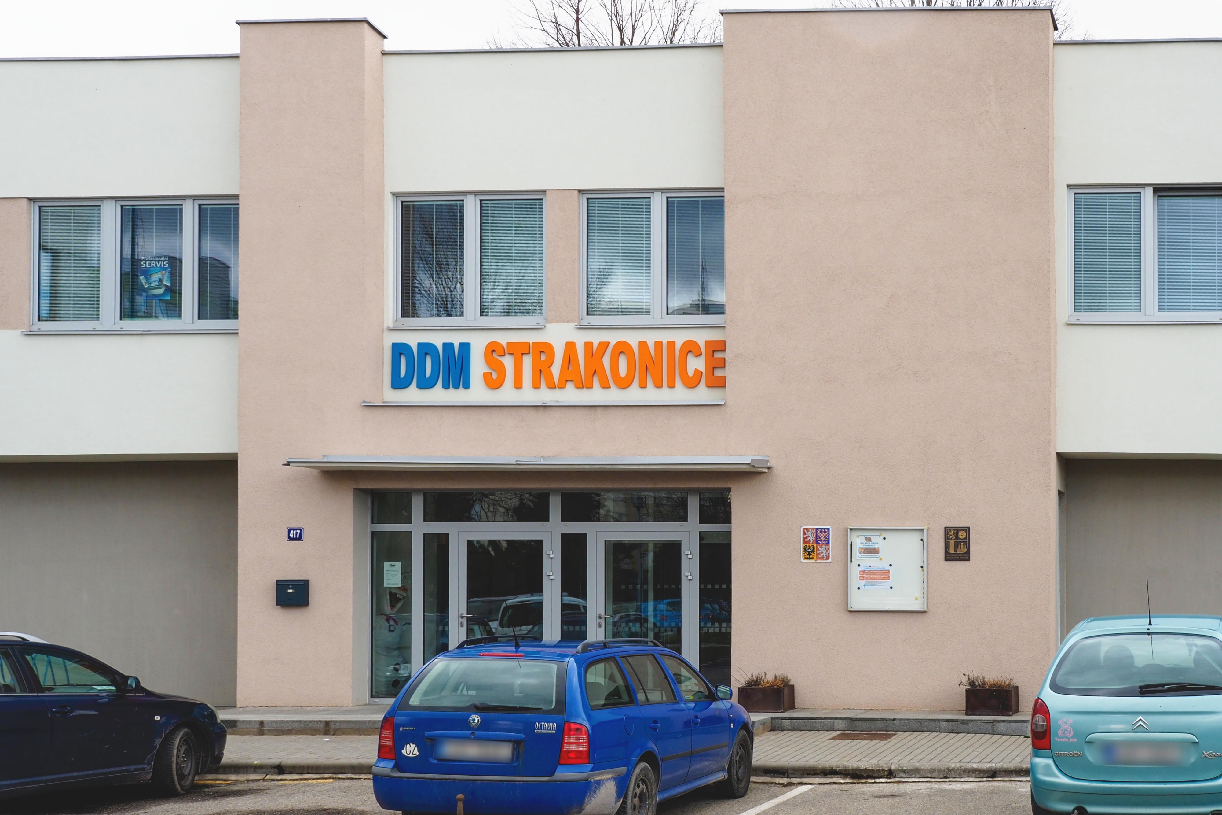 Dům dětí a mládeže, Strakonice, Na Ohradě 417 foto 2