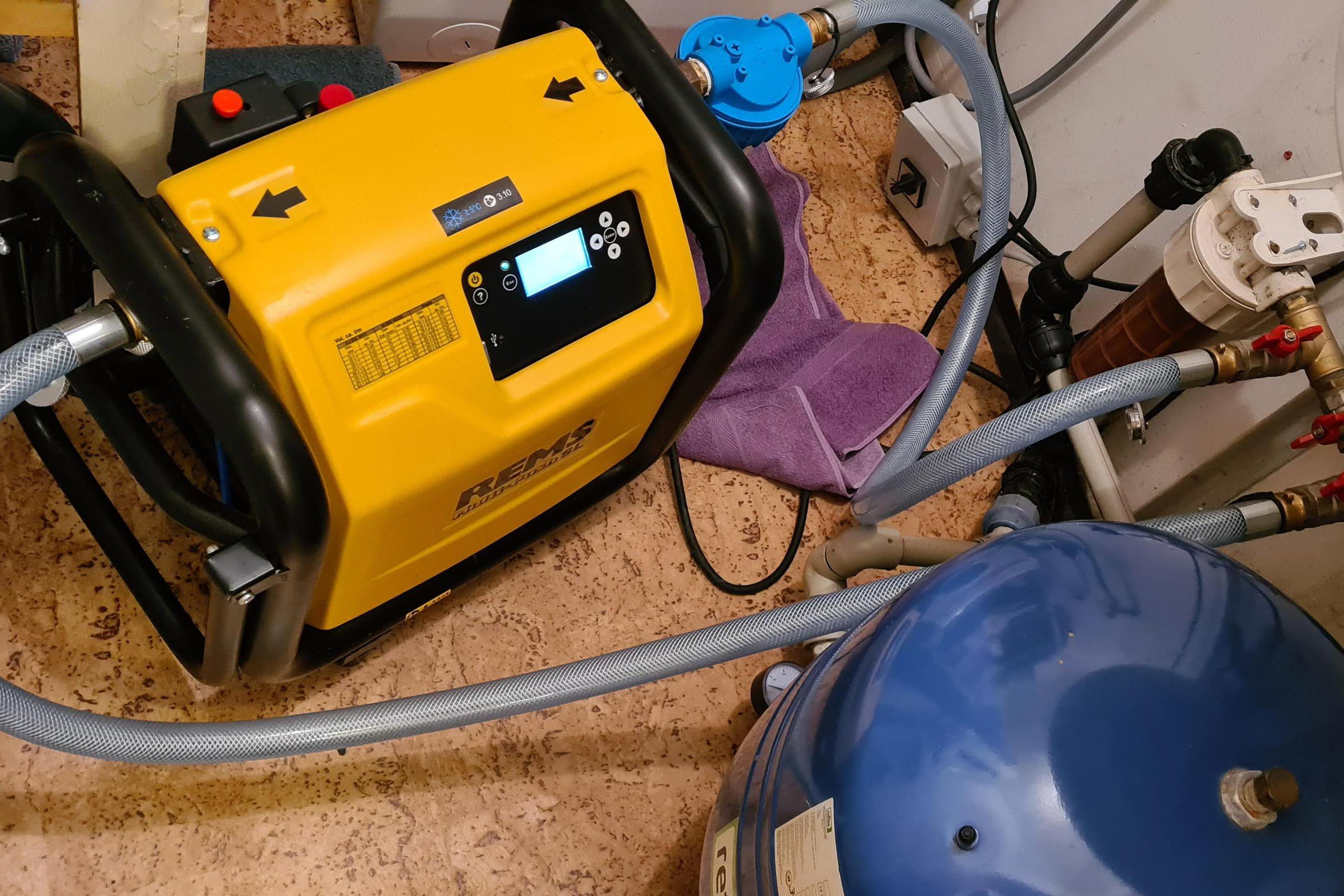 Dezinfekce a proplach starších rozvodů vody