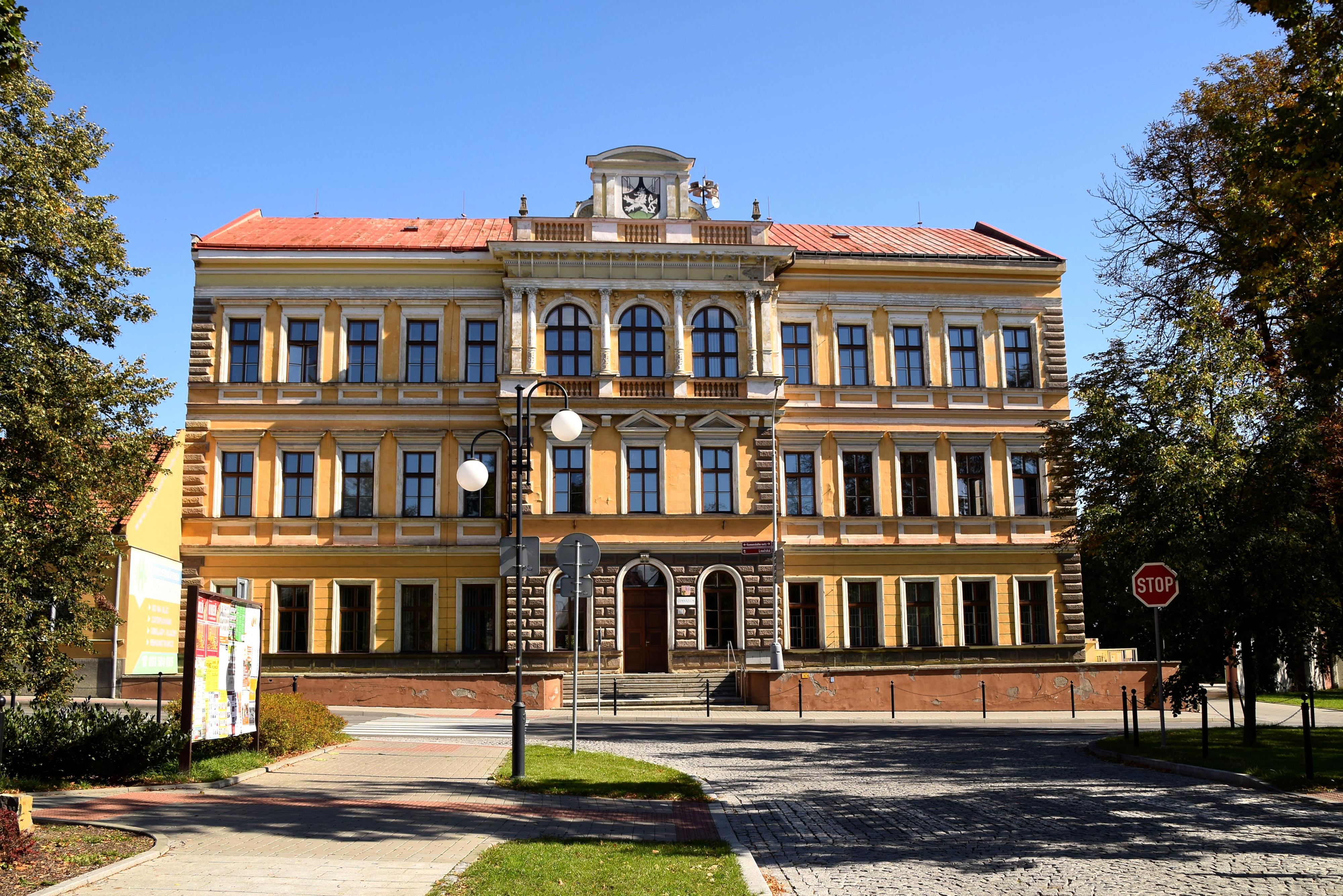 Gymnázium Lipník nad Bečvou foto 2