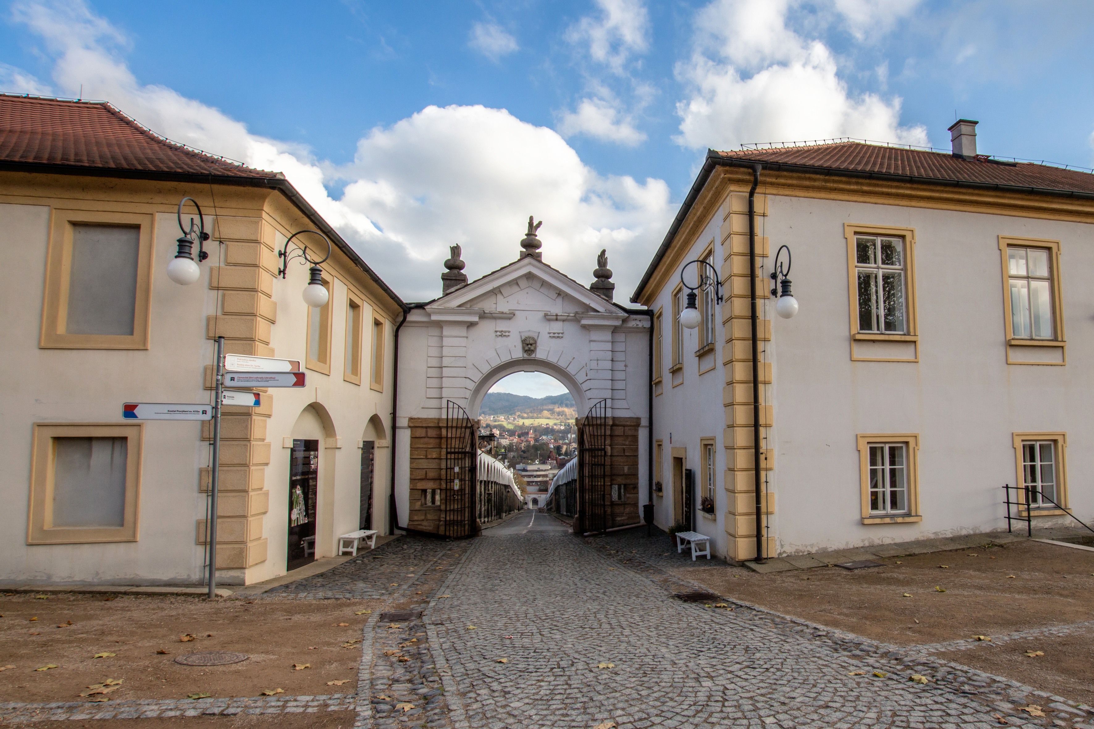 Ubytování na zámku Děčín foto 2