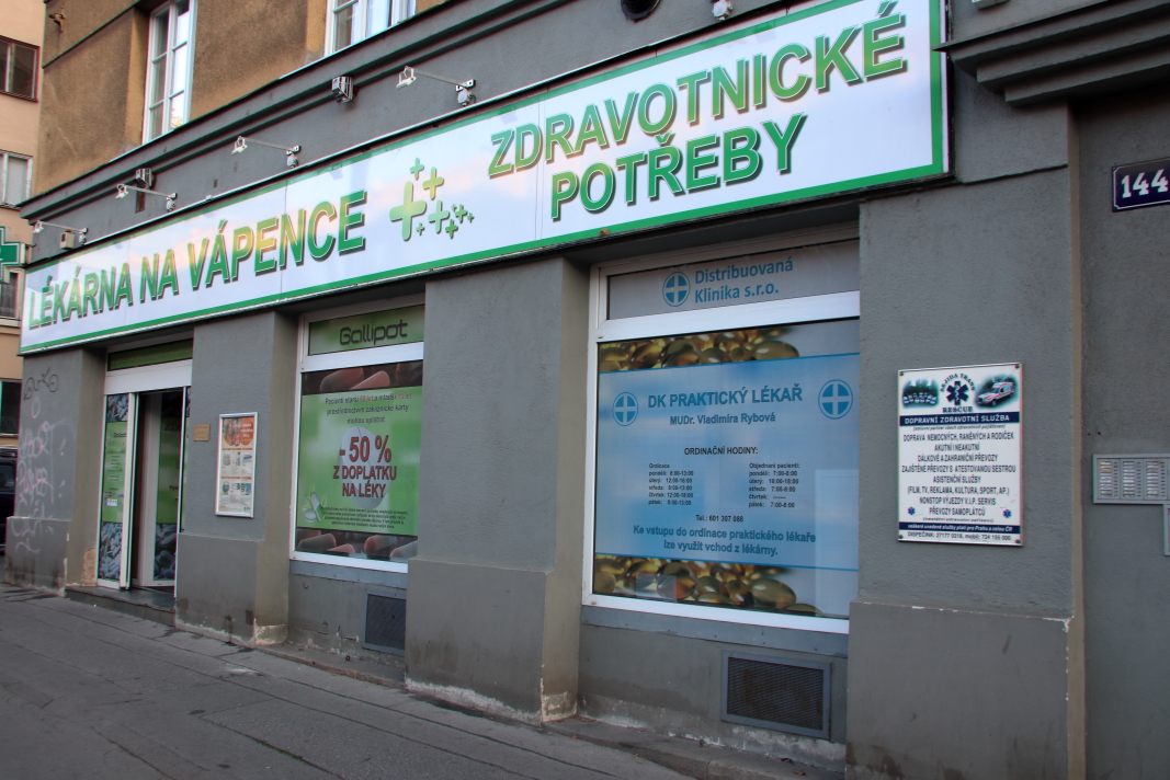 Místní Lékárna Na Vápence foto 4