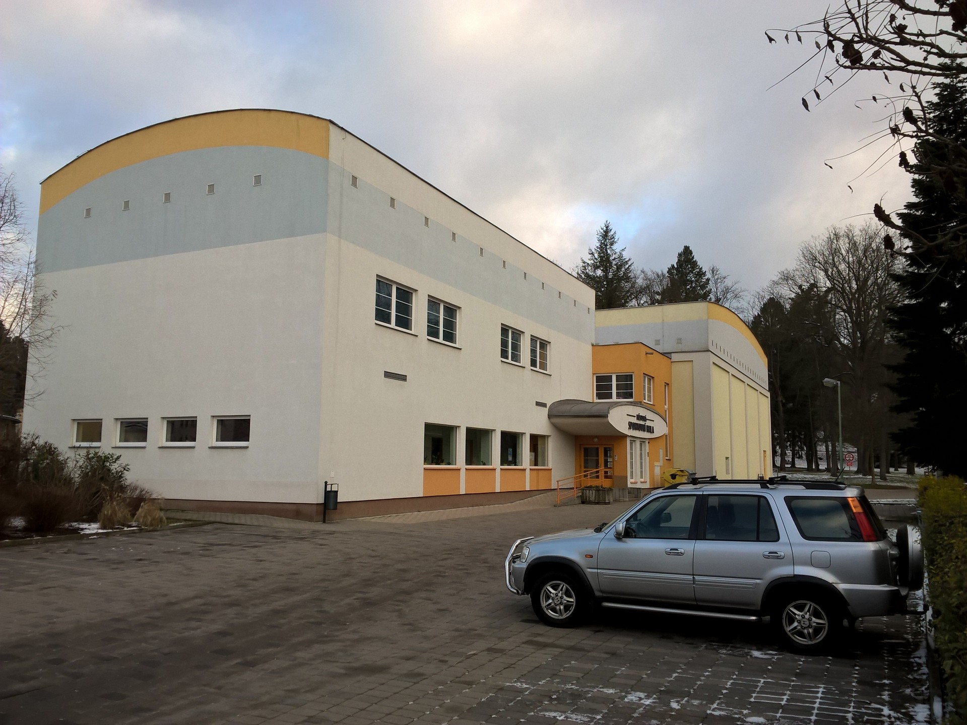 Městská sportovní hala Hostinné foto 3