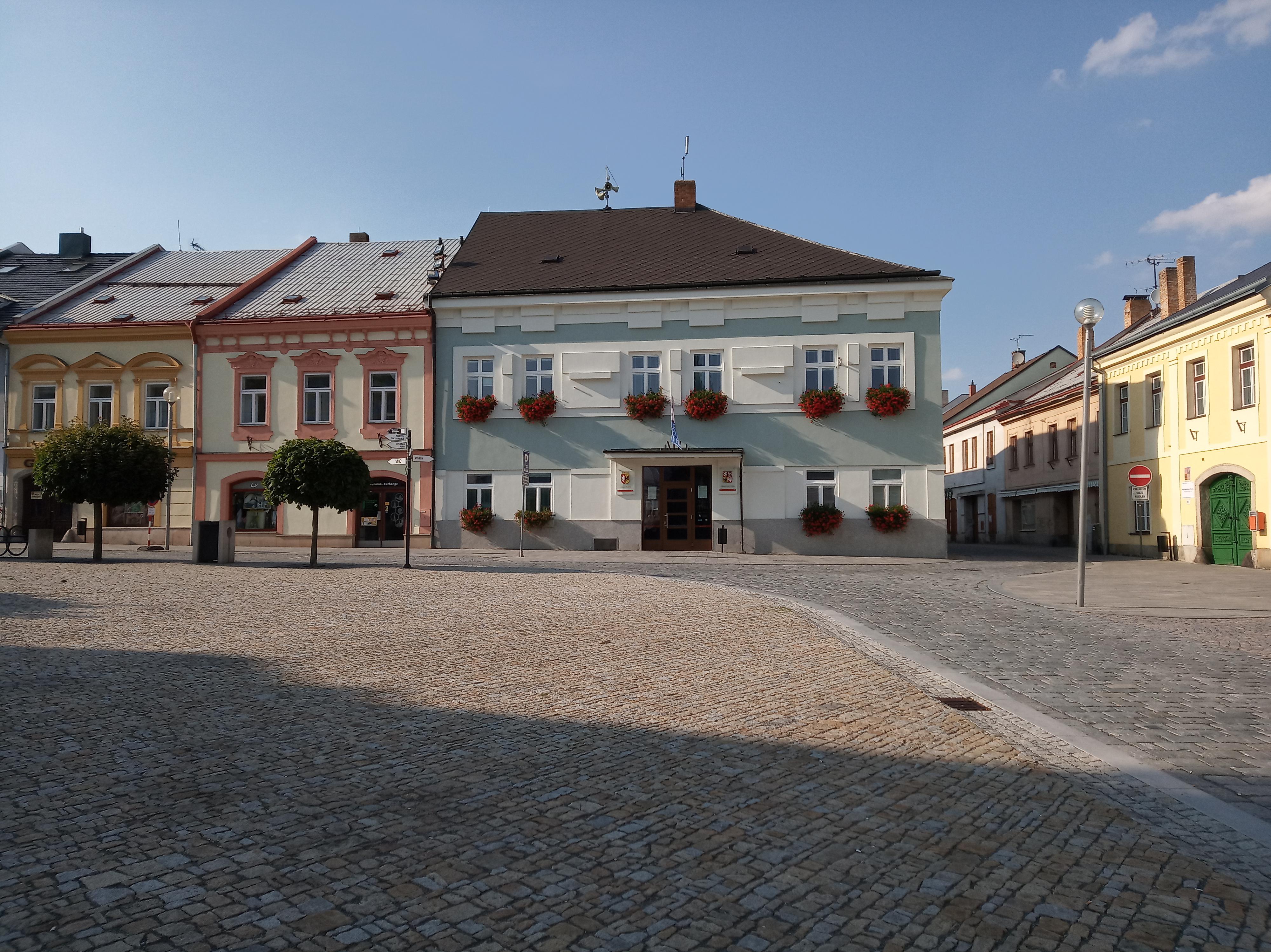 Polička - městský úřad foto 2