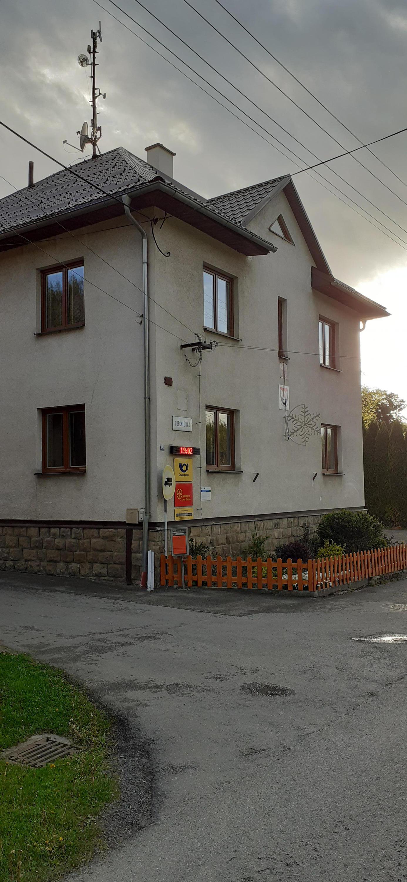 Růžďka - obecní úřad foto 4