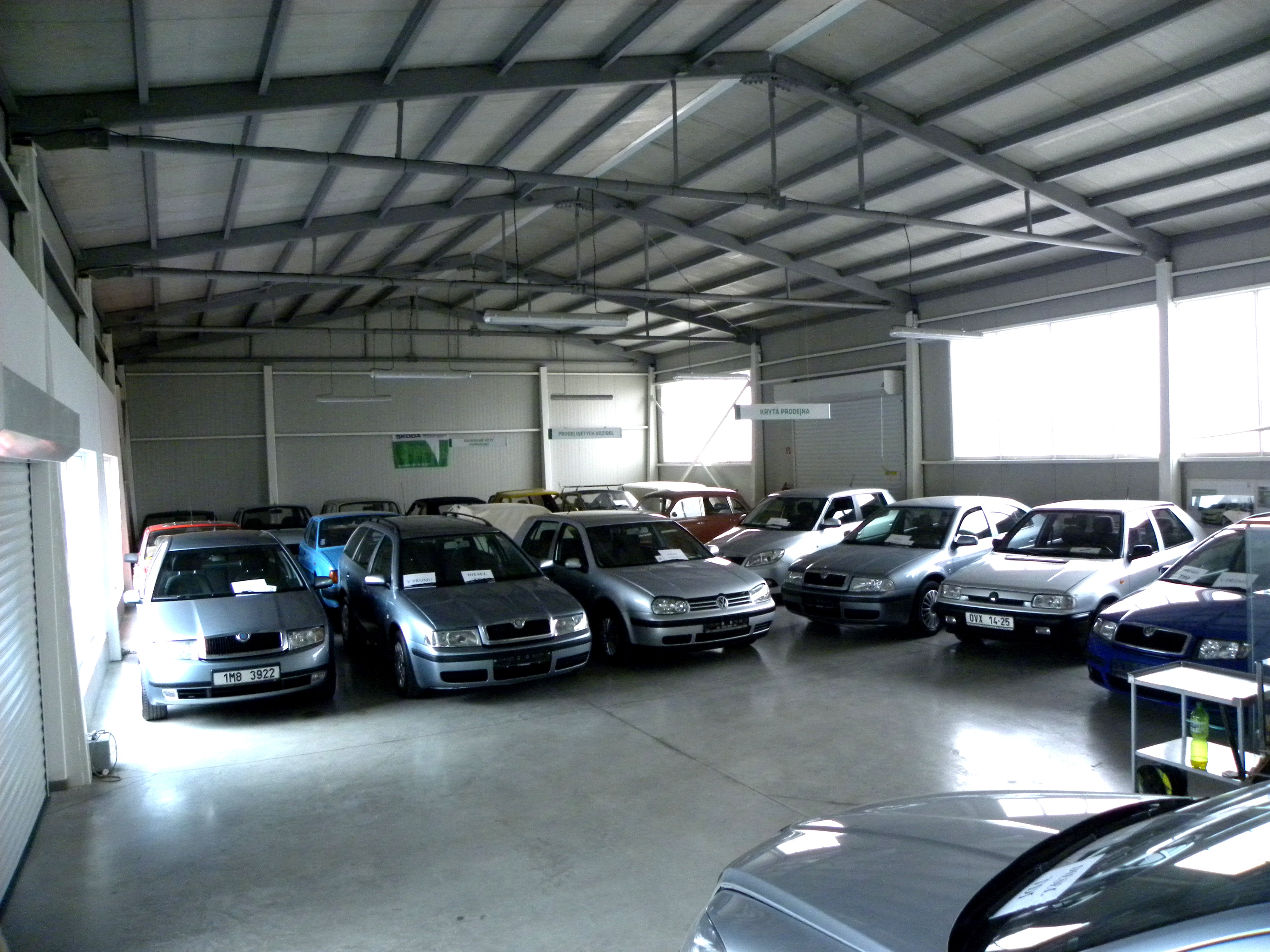 AUTOSALON-ROVENSKO foto 5