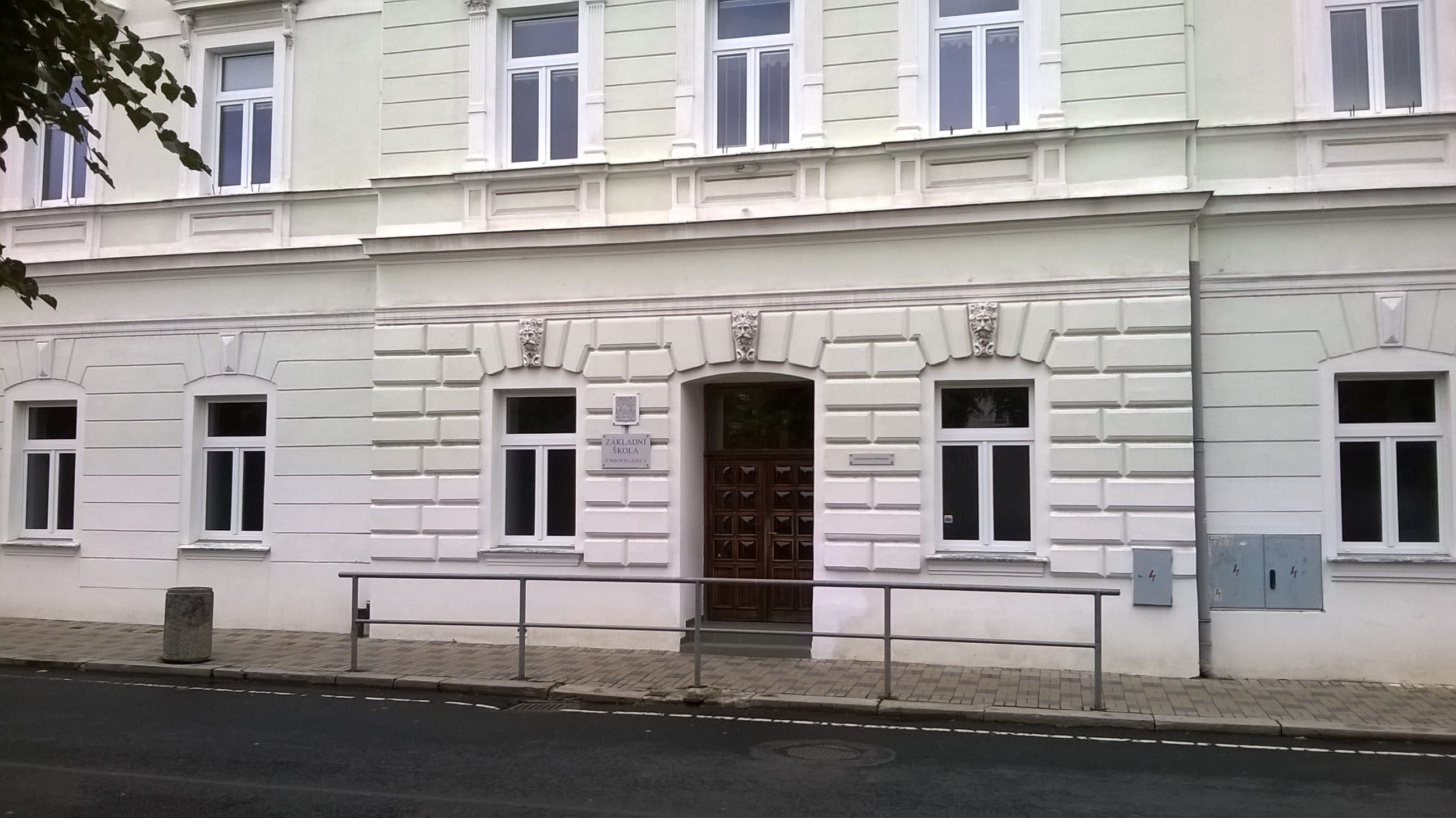 ZŠ Teplice, U Nových Lázní foto 2