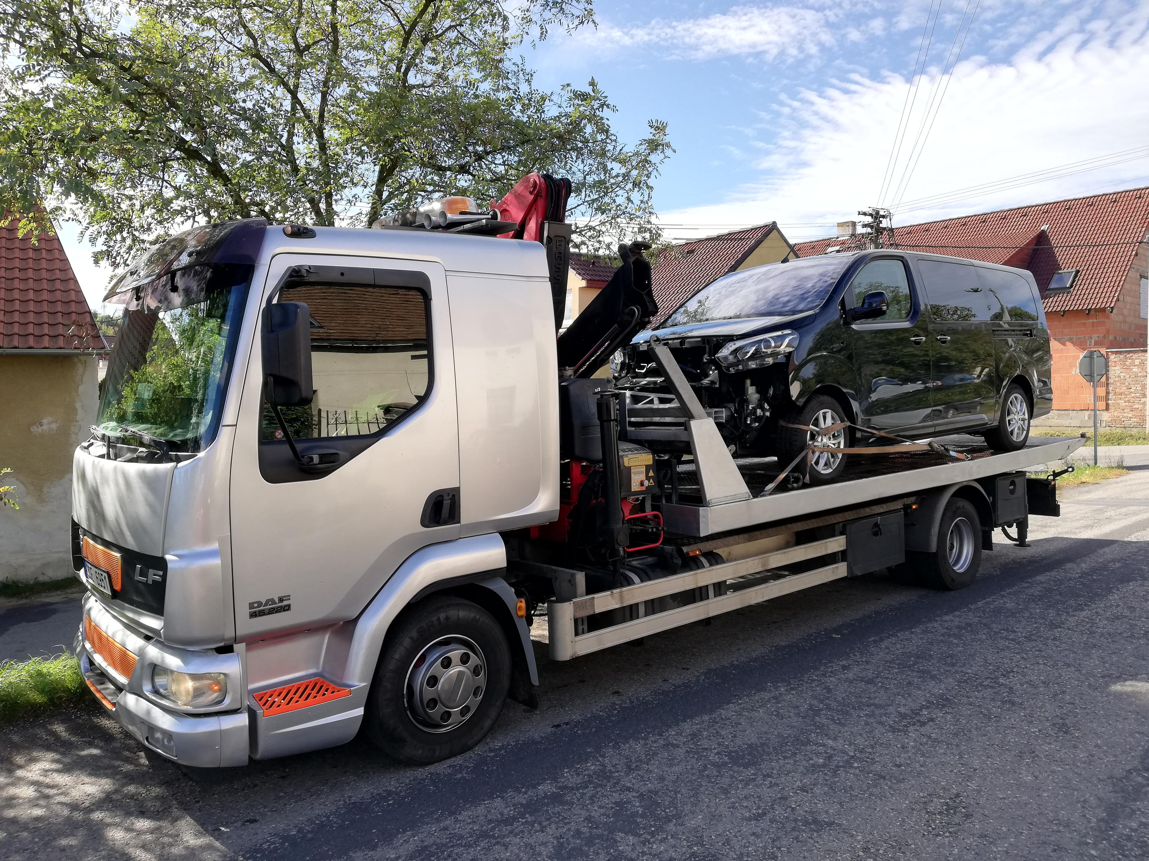 Jindřich Hošta - autoservis