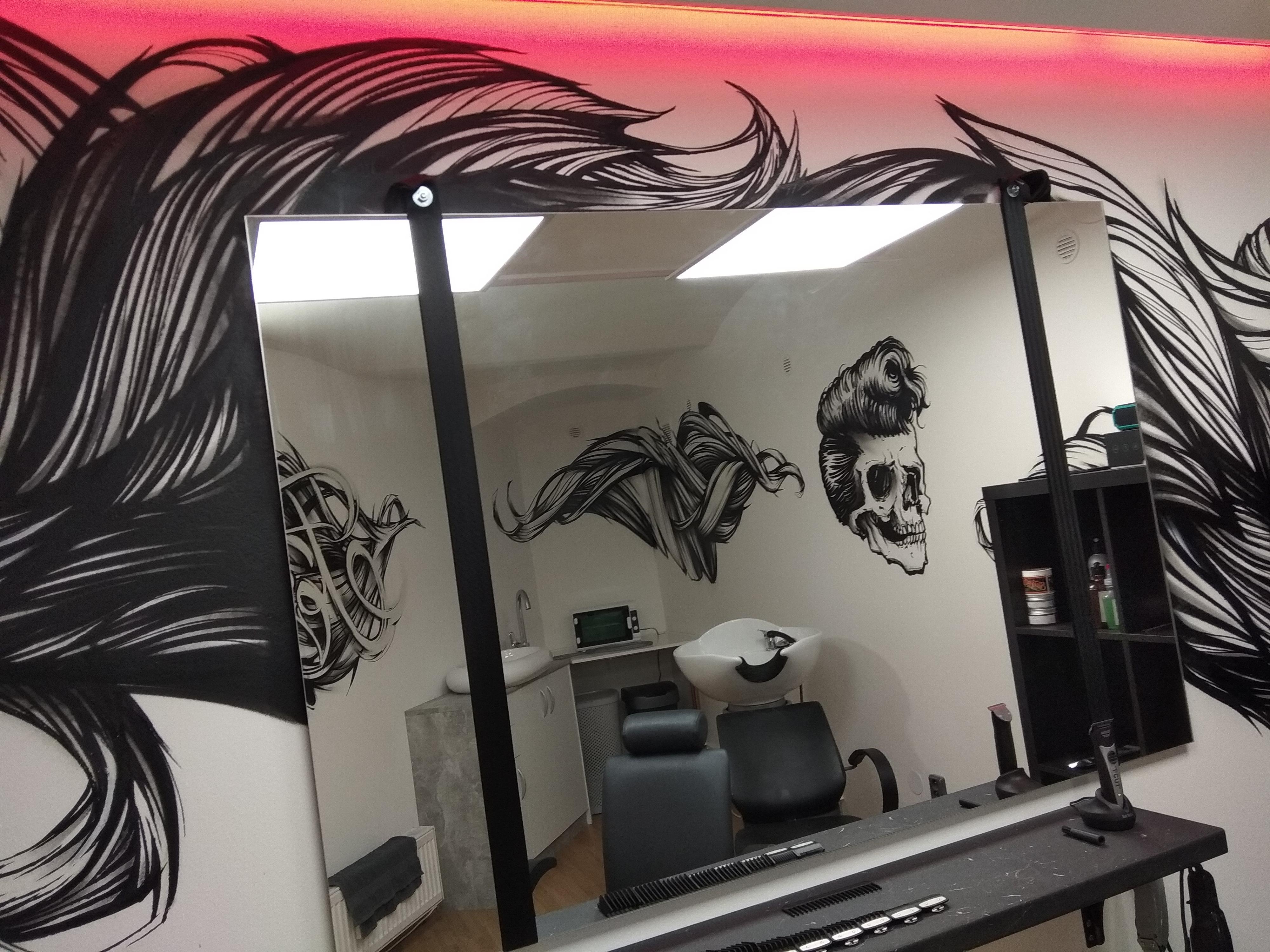 Feromon barber shop foto 3