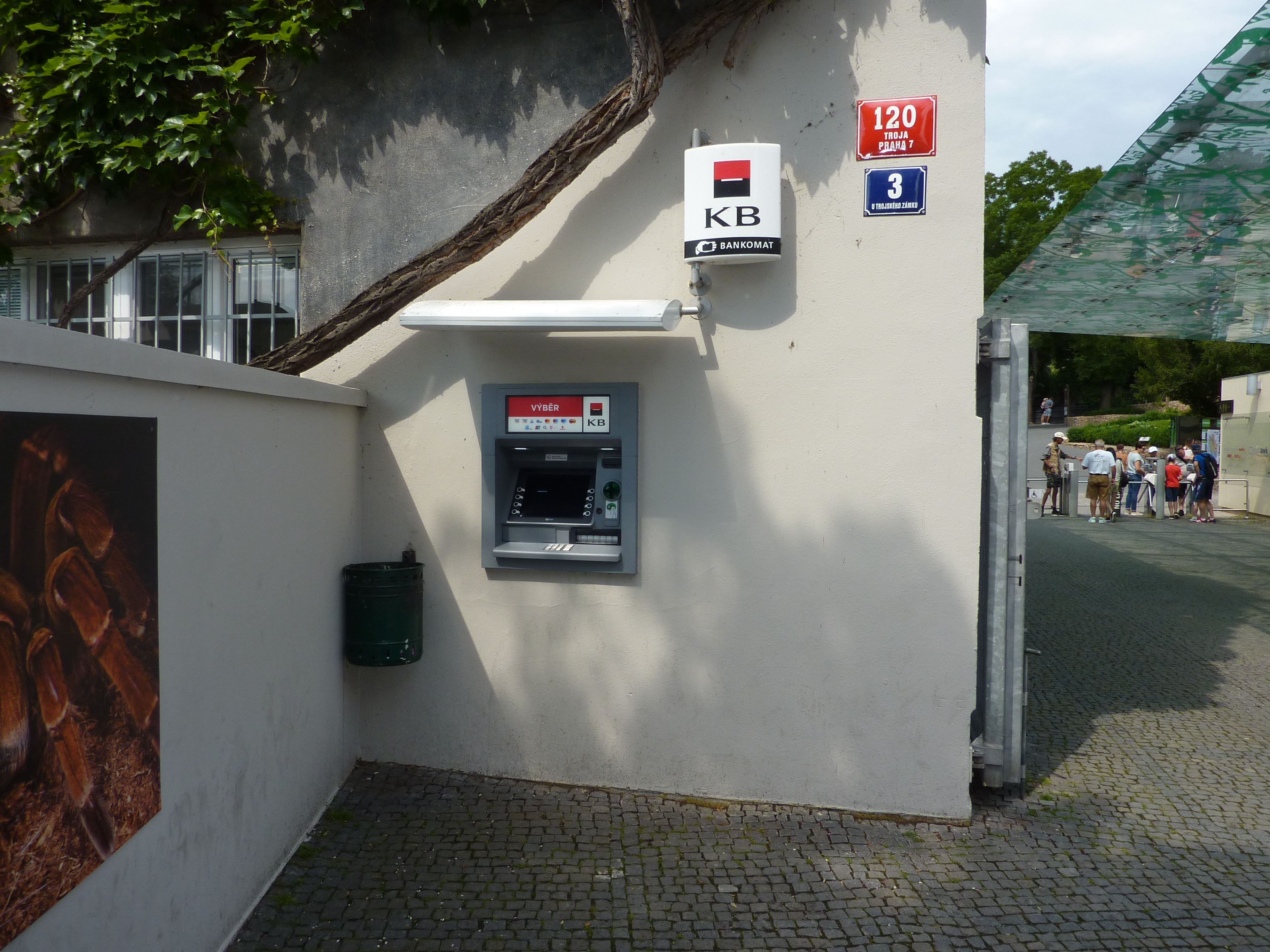 Bankomat Komerční banky foto 1