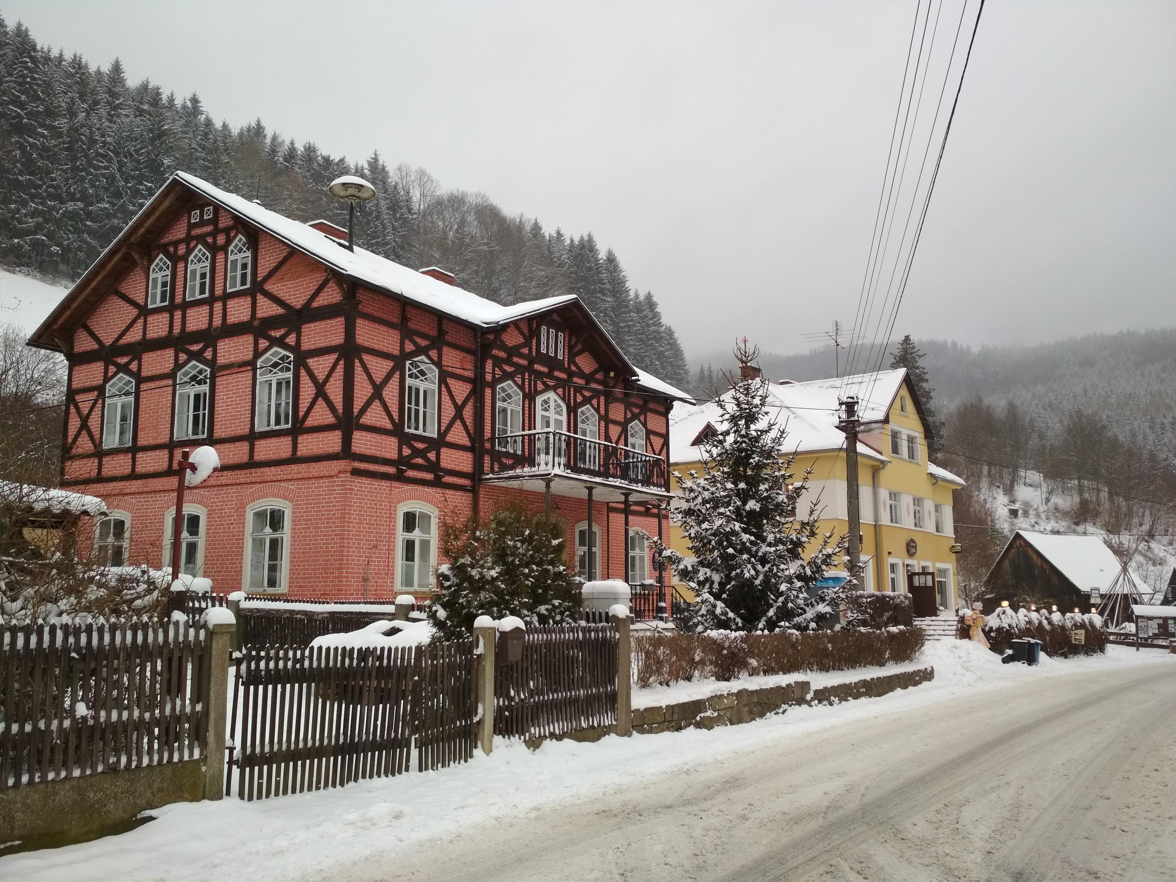 Kryštofovo Údolí - obecní úřad foto 6