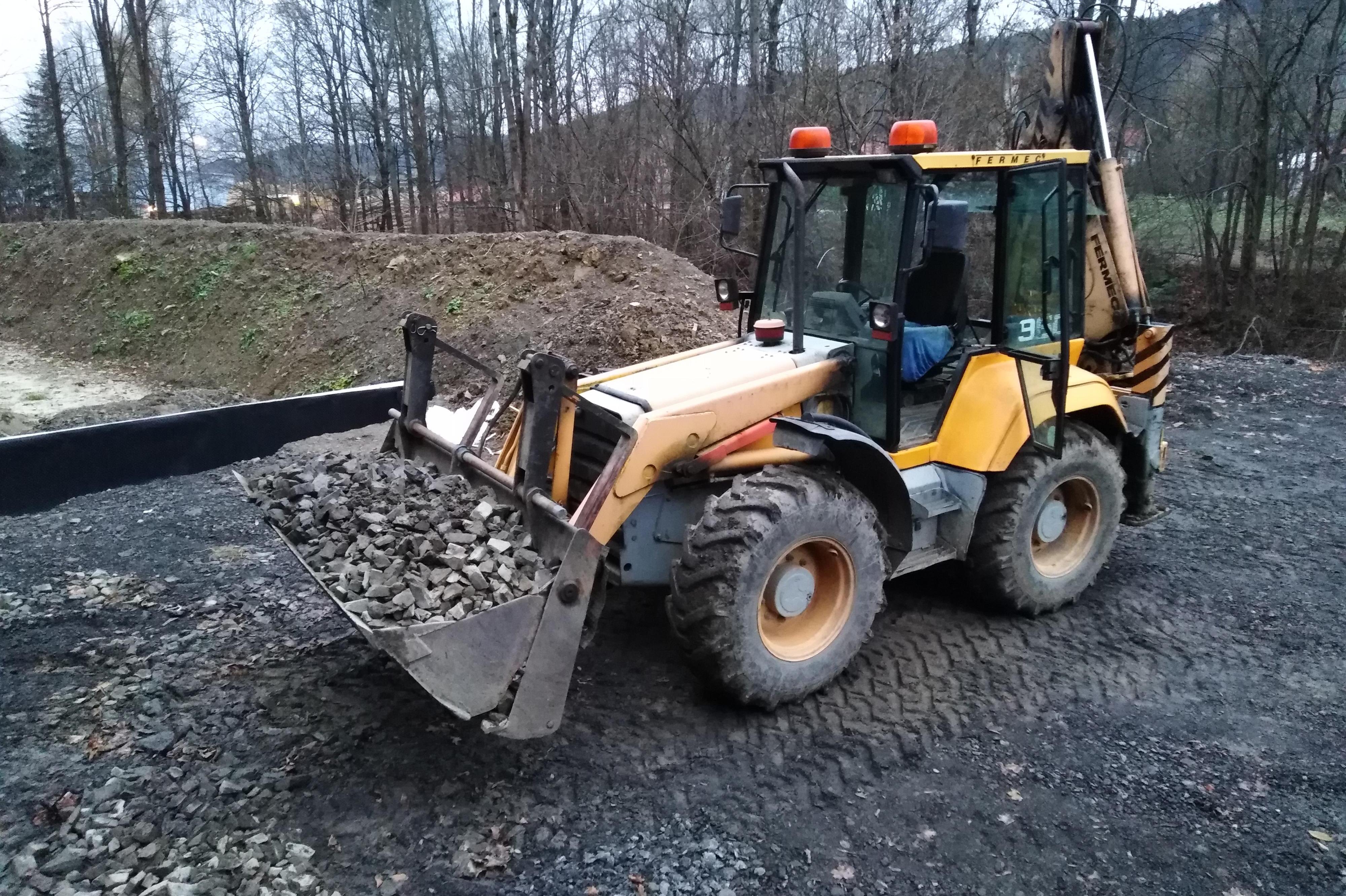 Zemní a jeřábnické práce Polášek