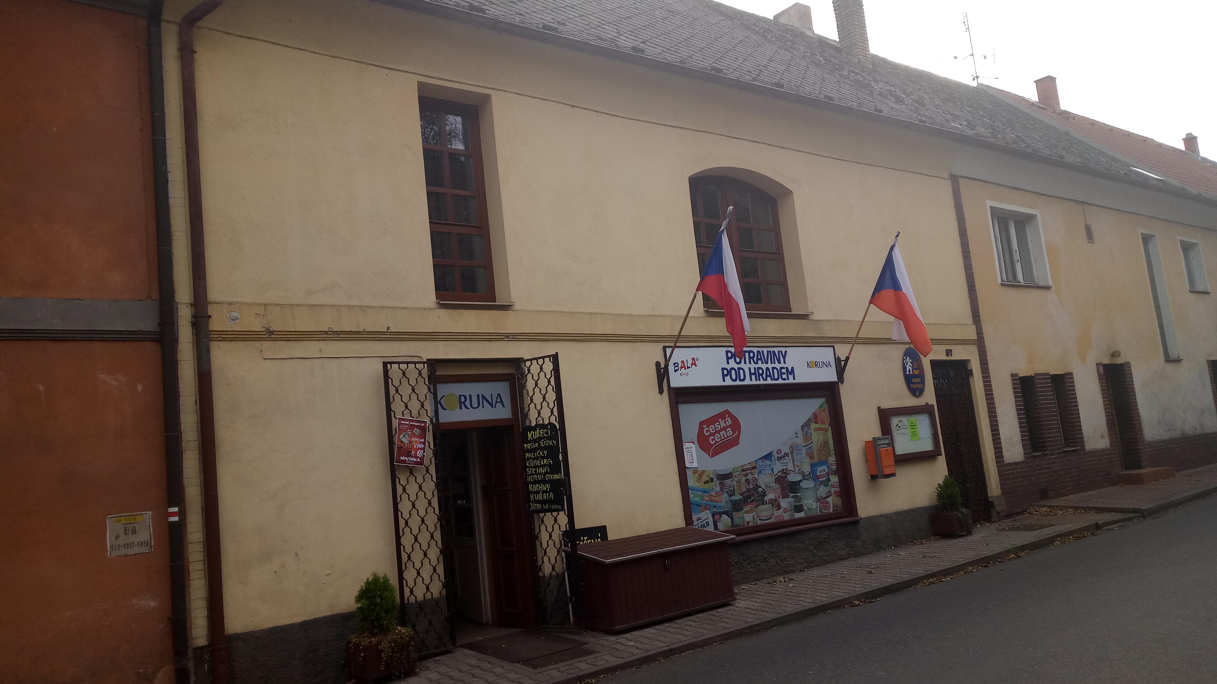 Točník - obecní úřad foto 2