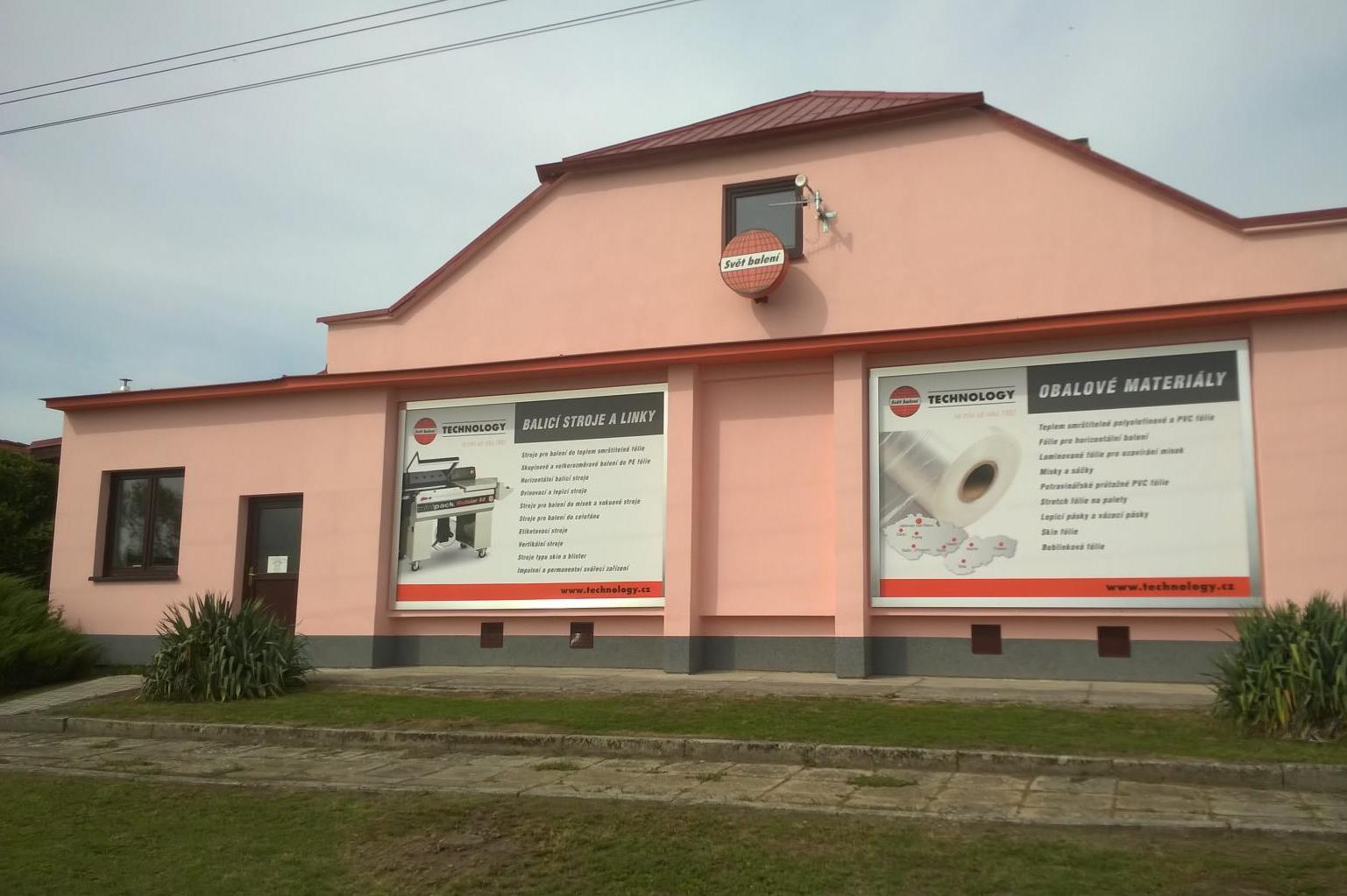 TECHNOLOGY - balicí stroje, obalové materiály