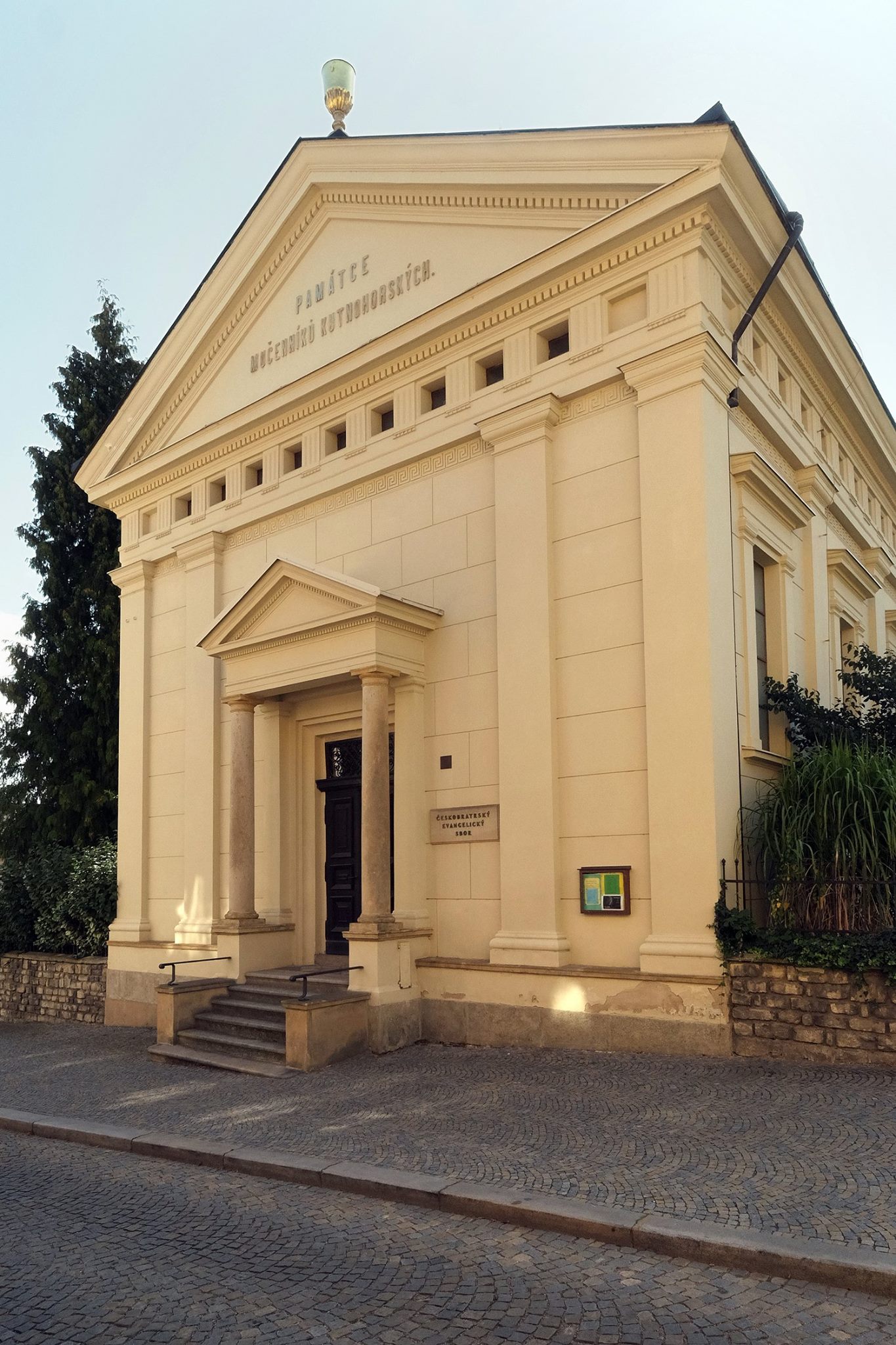 Farní sbor Českobratrské církve evangelické v Kutné Hoře foto 3