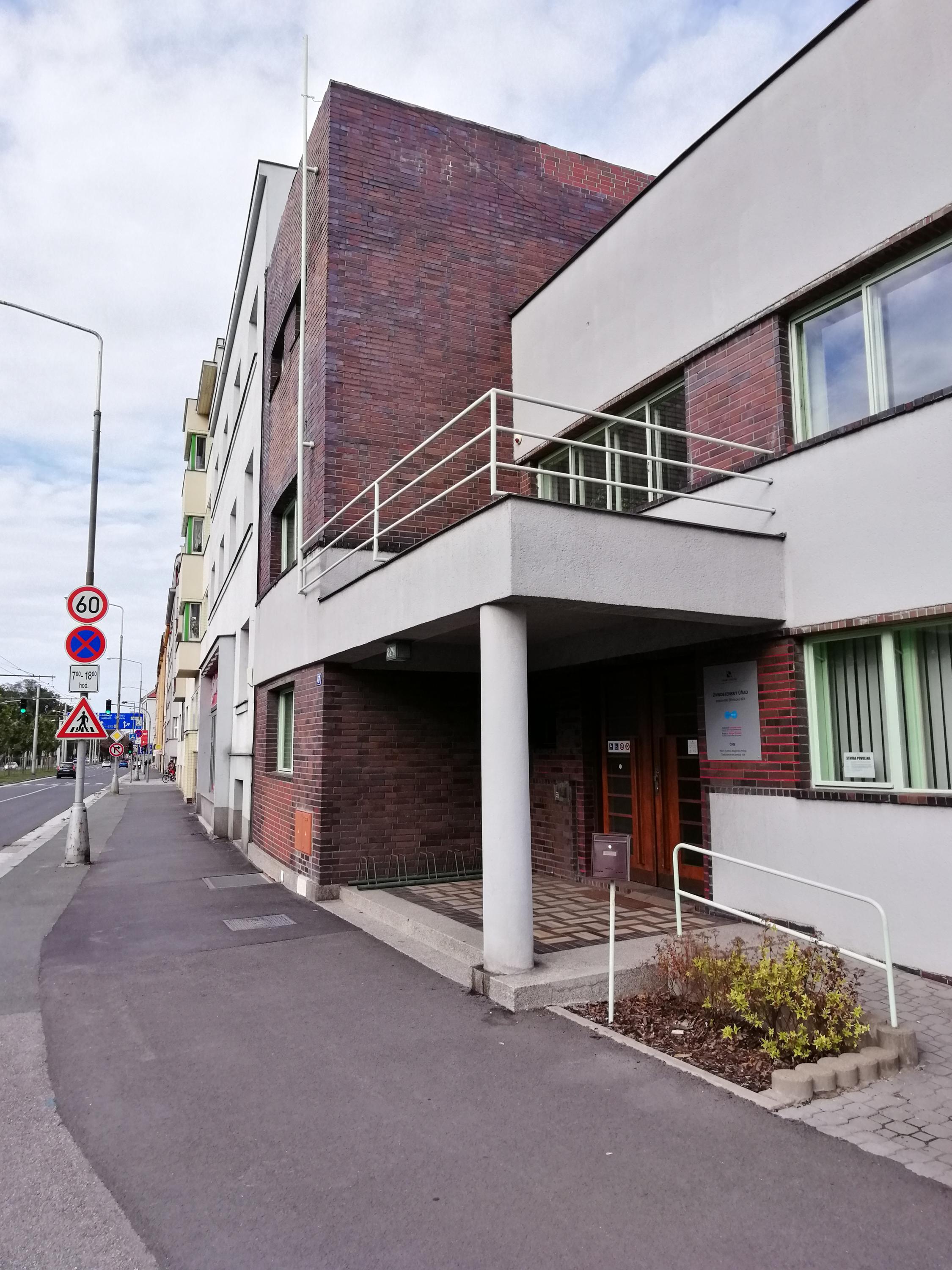 Magistrát města Hradec Králové - Živnostenský úřad foto 2