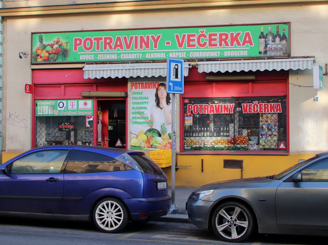 Potraviny Koněvova 1060 foto 1