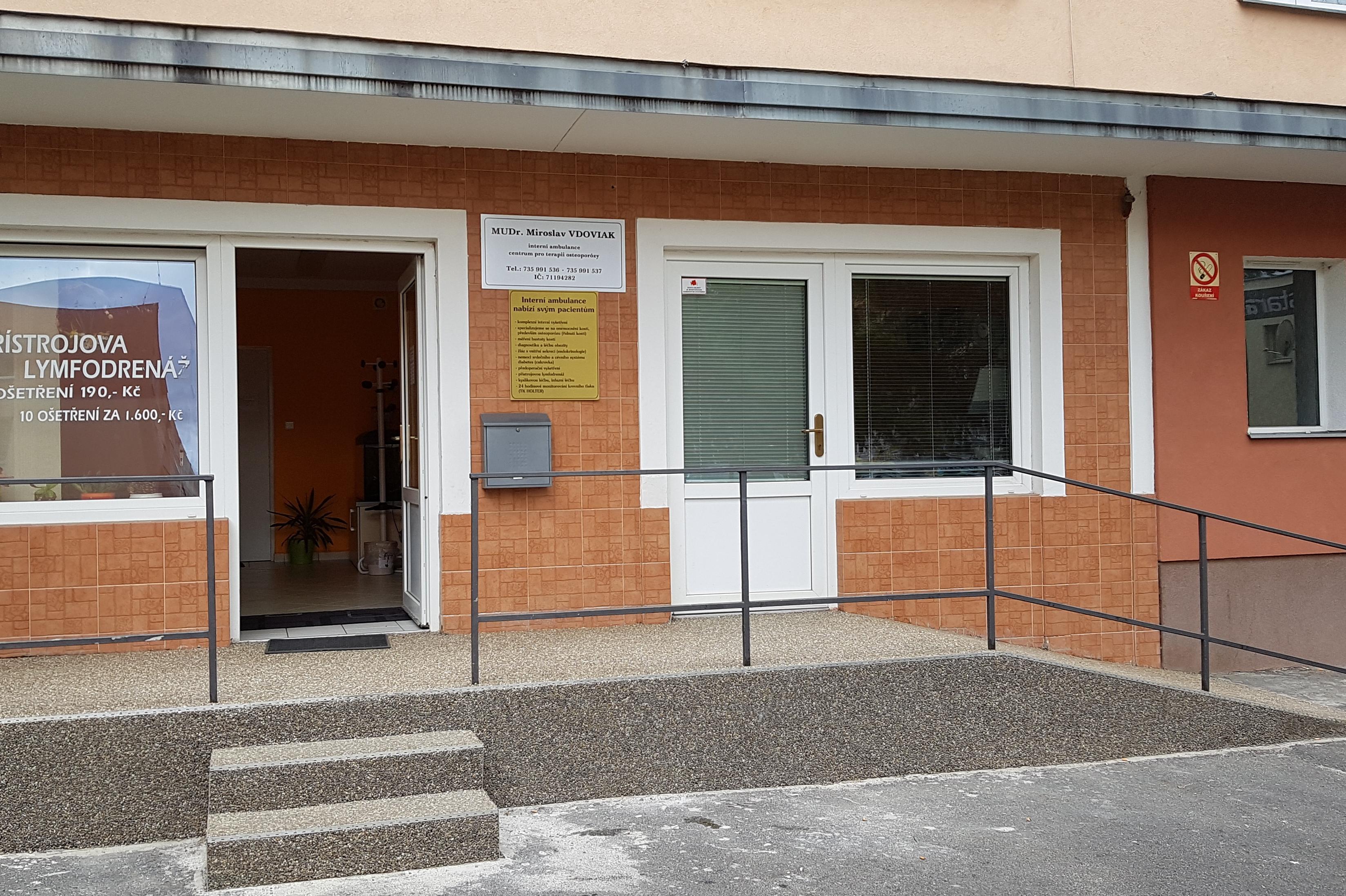 MUDr. Miroslav Vdoviak