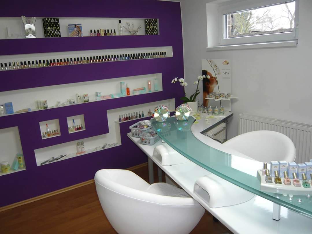 Nehtové studio Martina Červená Liberec