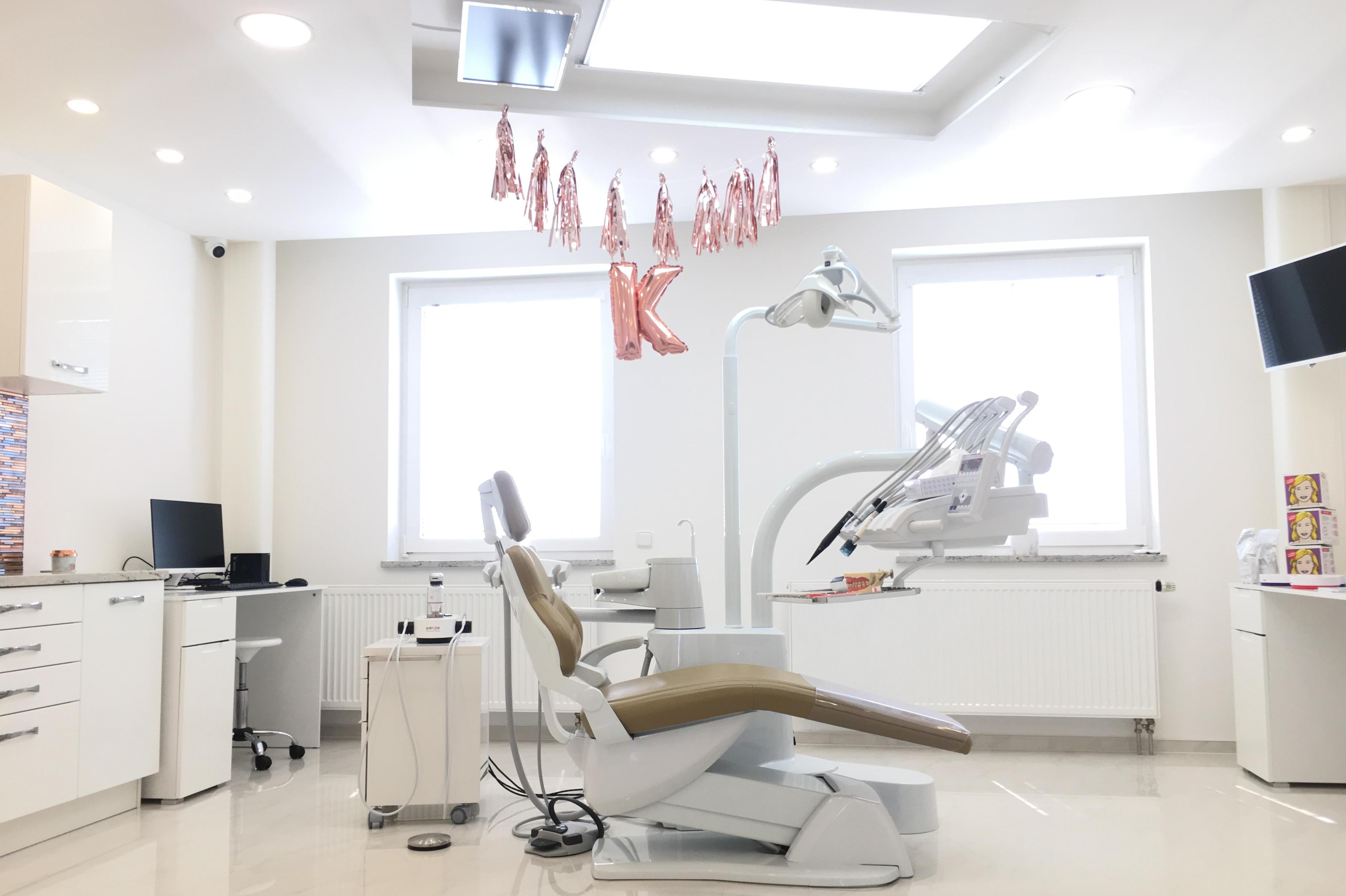 KAROL DENTAL CARE