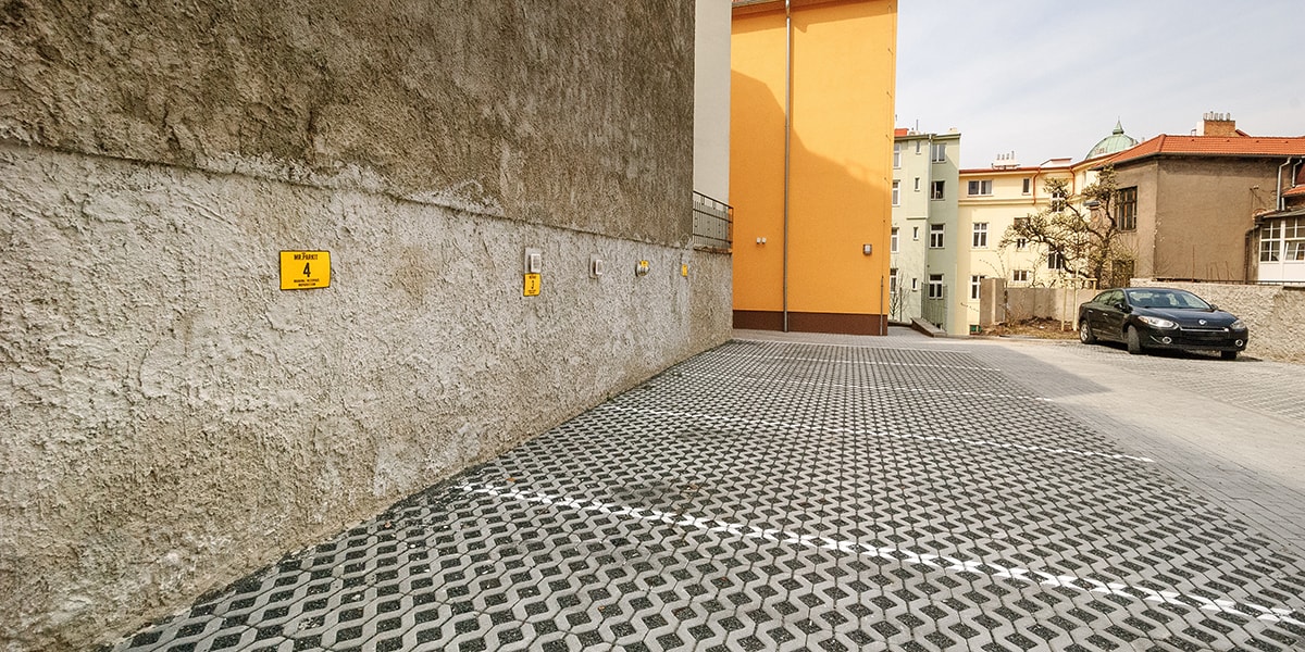 MR.PARKIT - Parking Cimburkova 7 foto 4