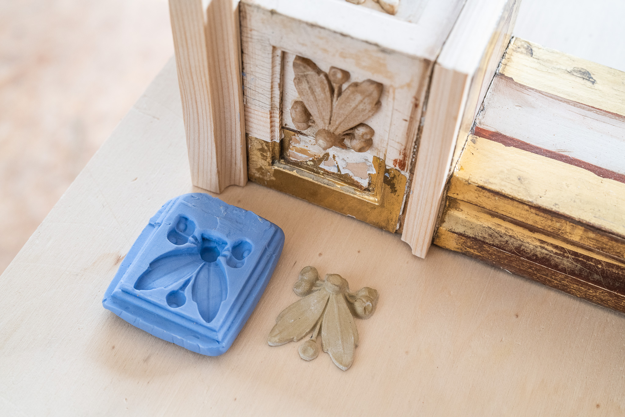 Restaurování nábytku - Petr Oliva, Dis. foto 4