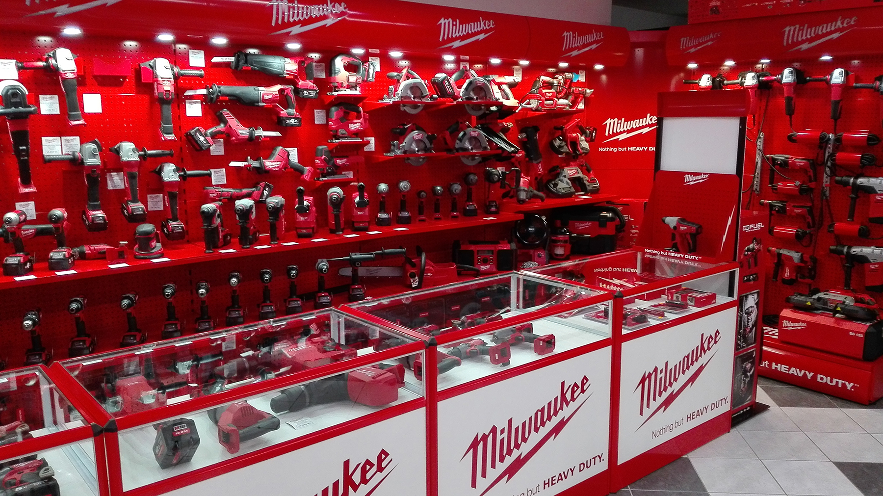 Prodejna Milwaukee foto 2