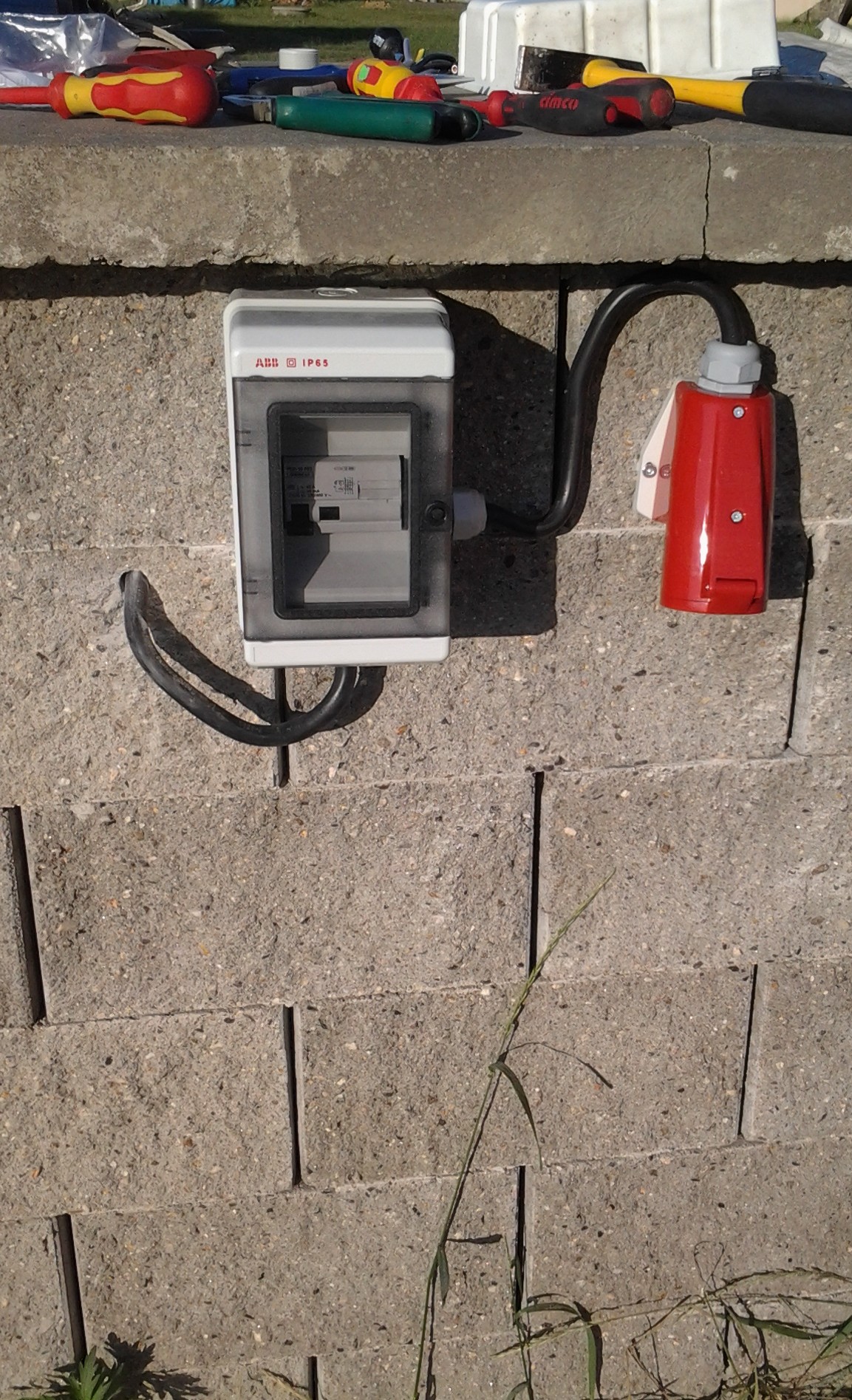 V_R_electrics foto 2
