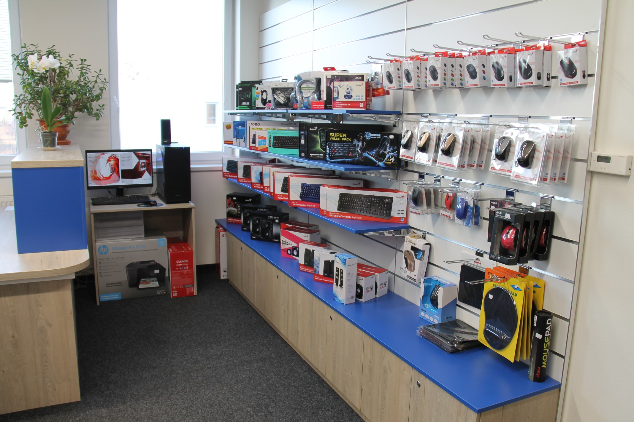 KKcomp - Ing. Karel Krištoufek - Prodej a servis výpočetní techniky foto 6