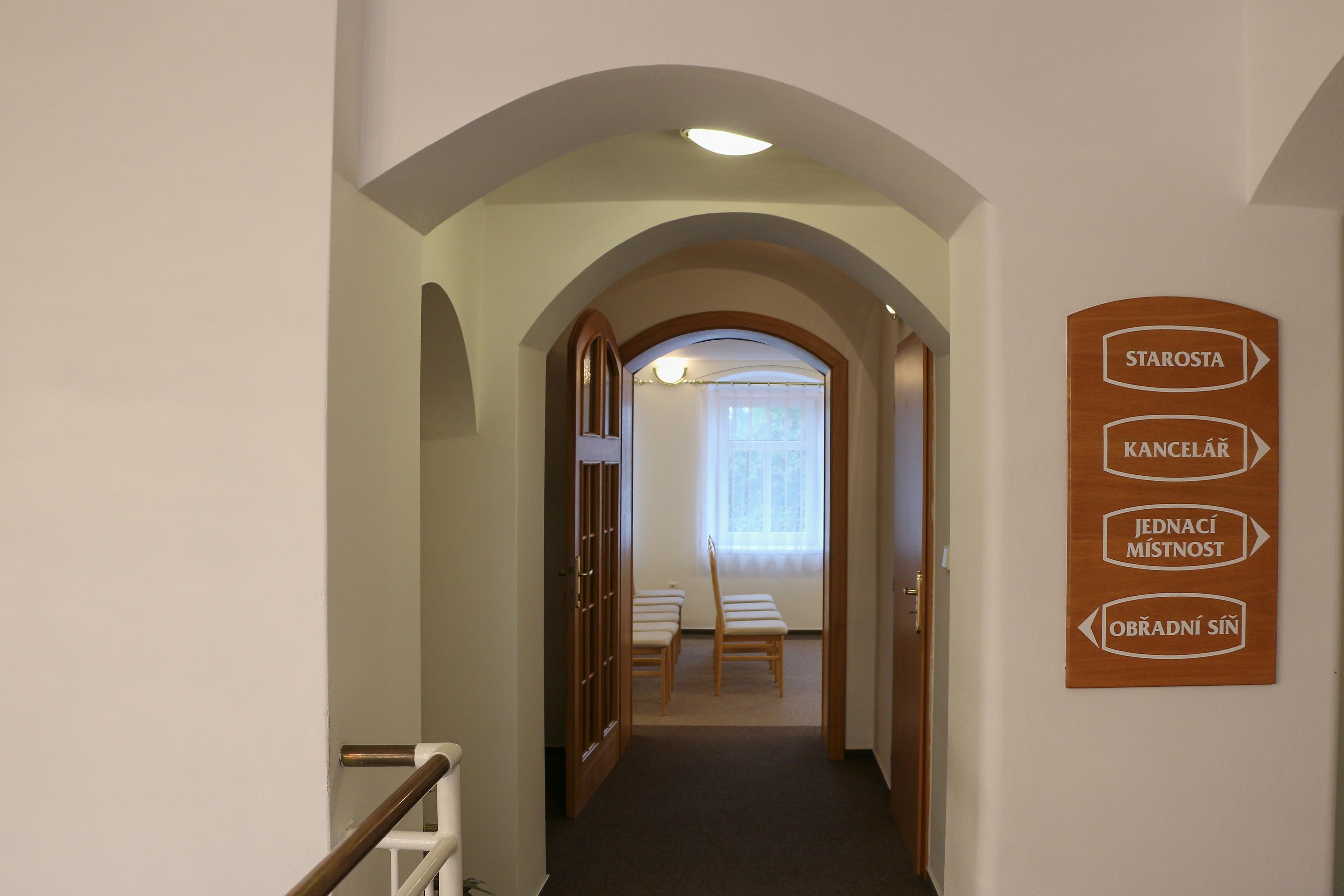 Nový Hrádek - úřad městyse foto 6