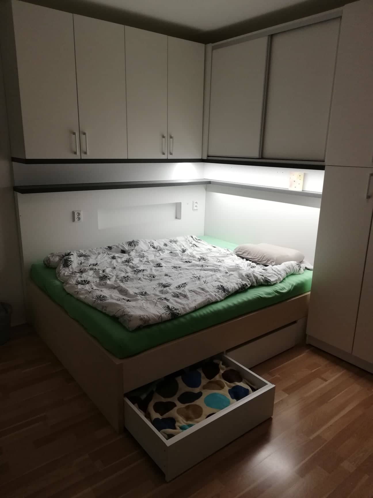 Kuchyně-skříně - nábytek od nás foto 6