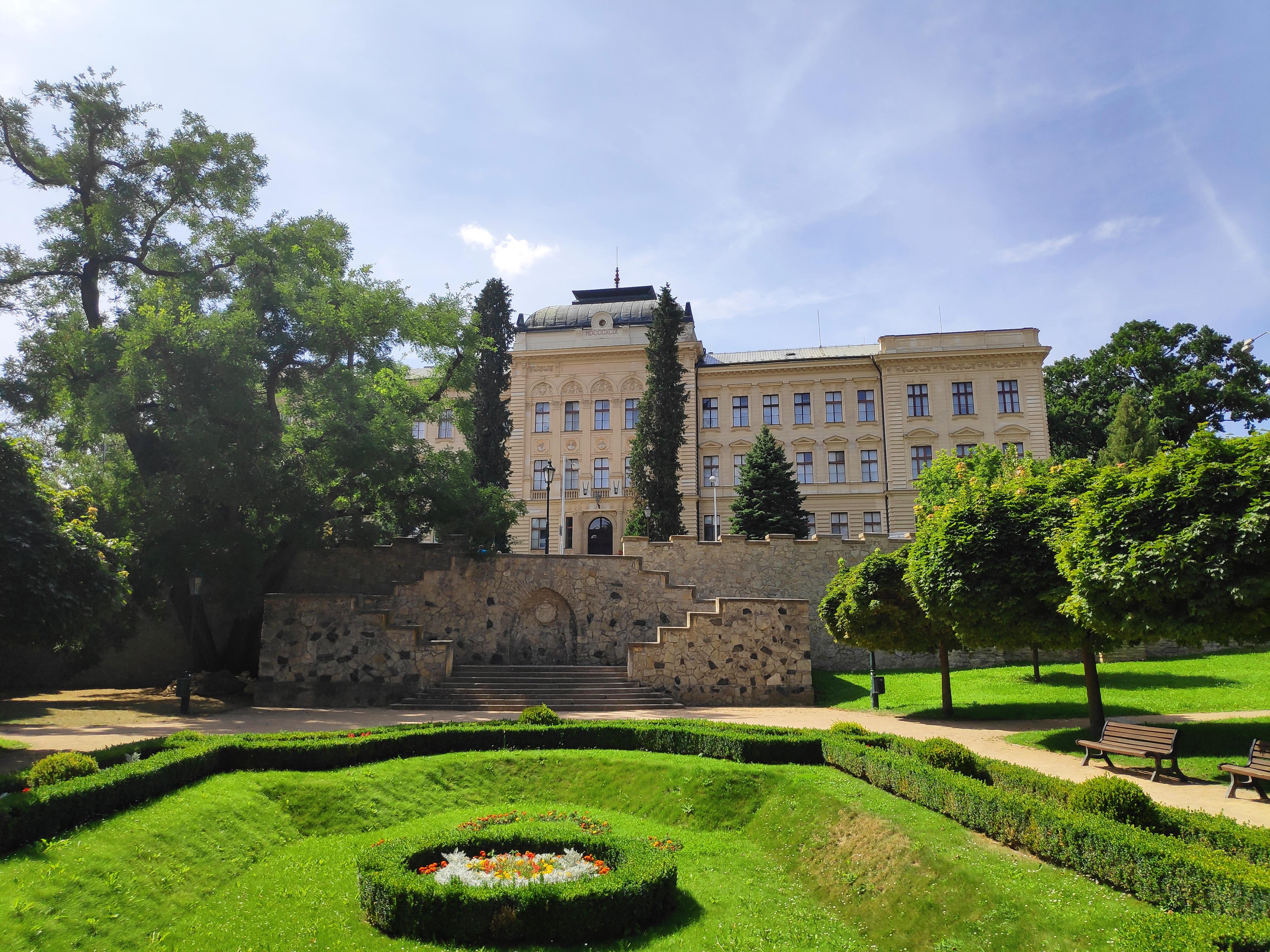 Základní škola Žižkov foto 3