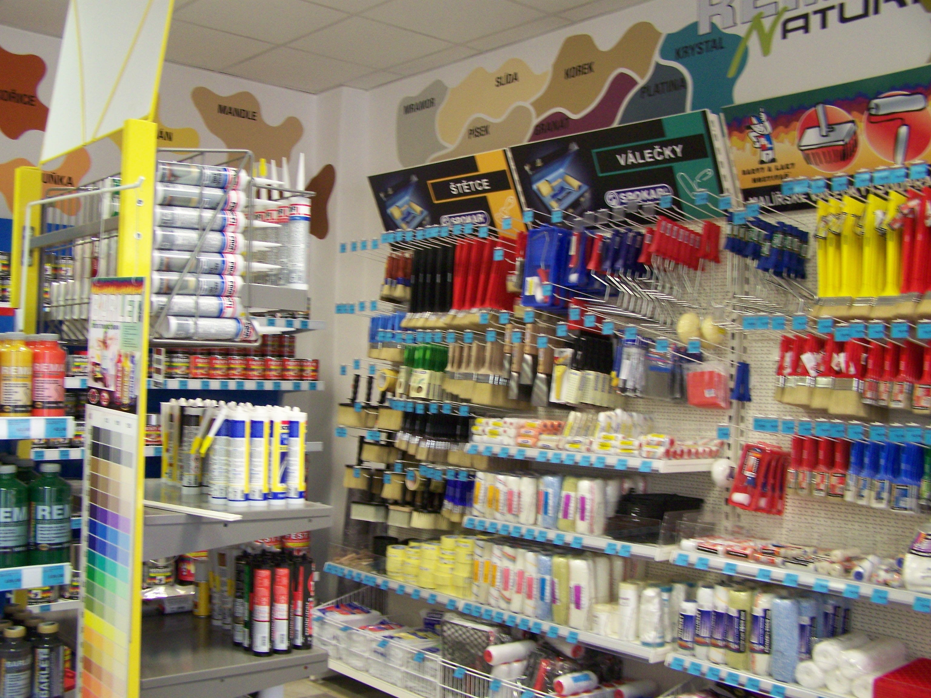 BARVY A LAKY DROGERIE foto 3