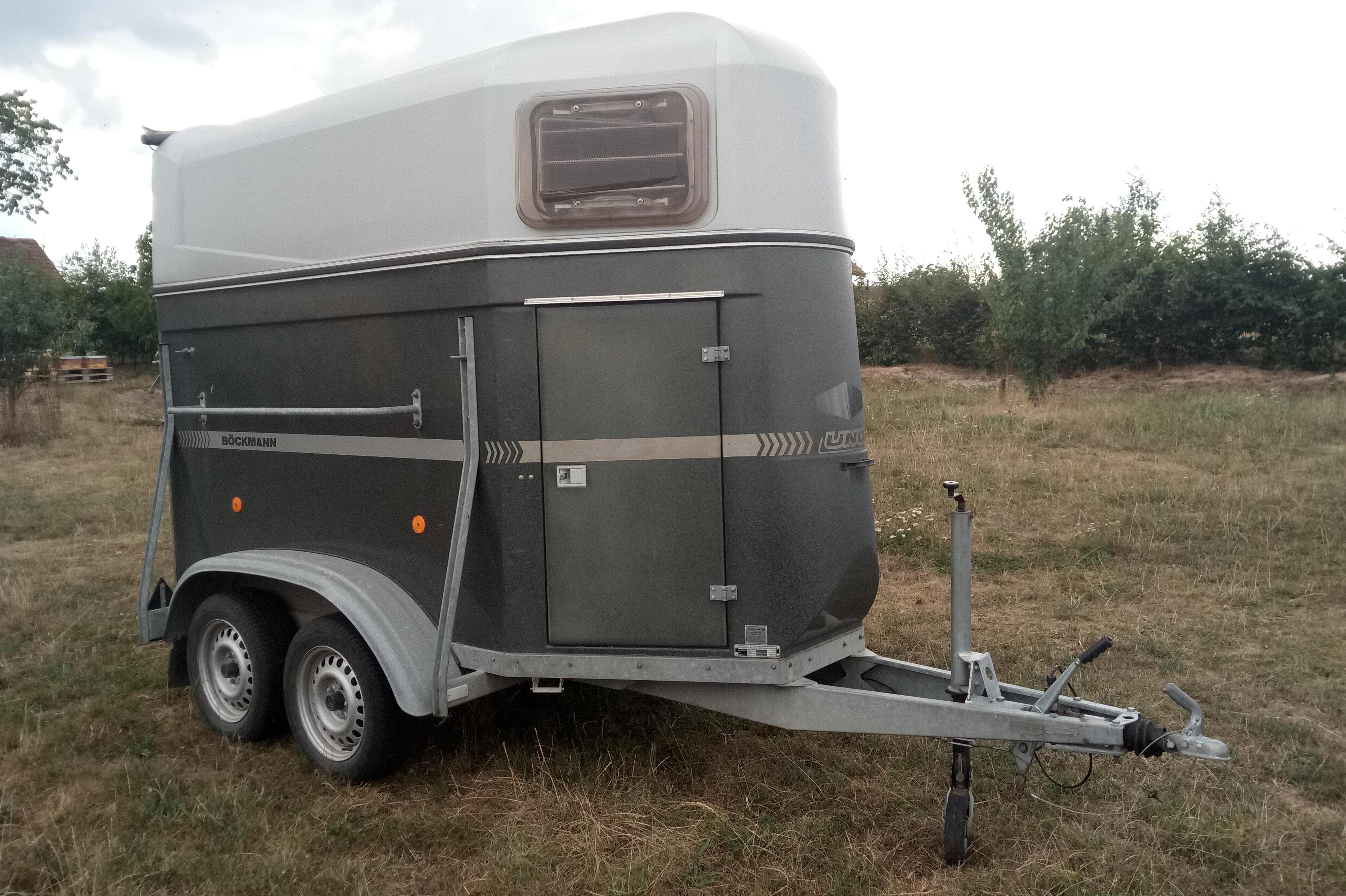 Půjčovna přívěsných vozíků Lubomír Beňa foto 1