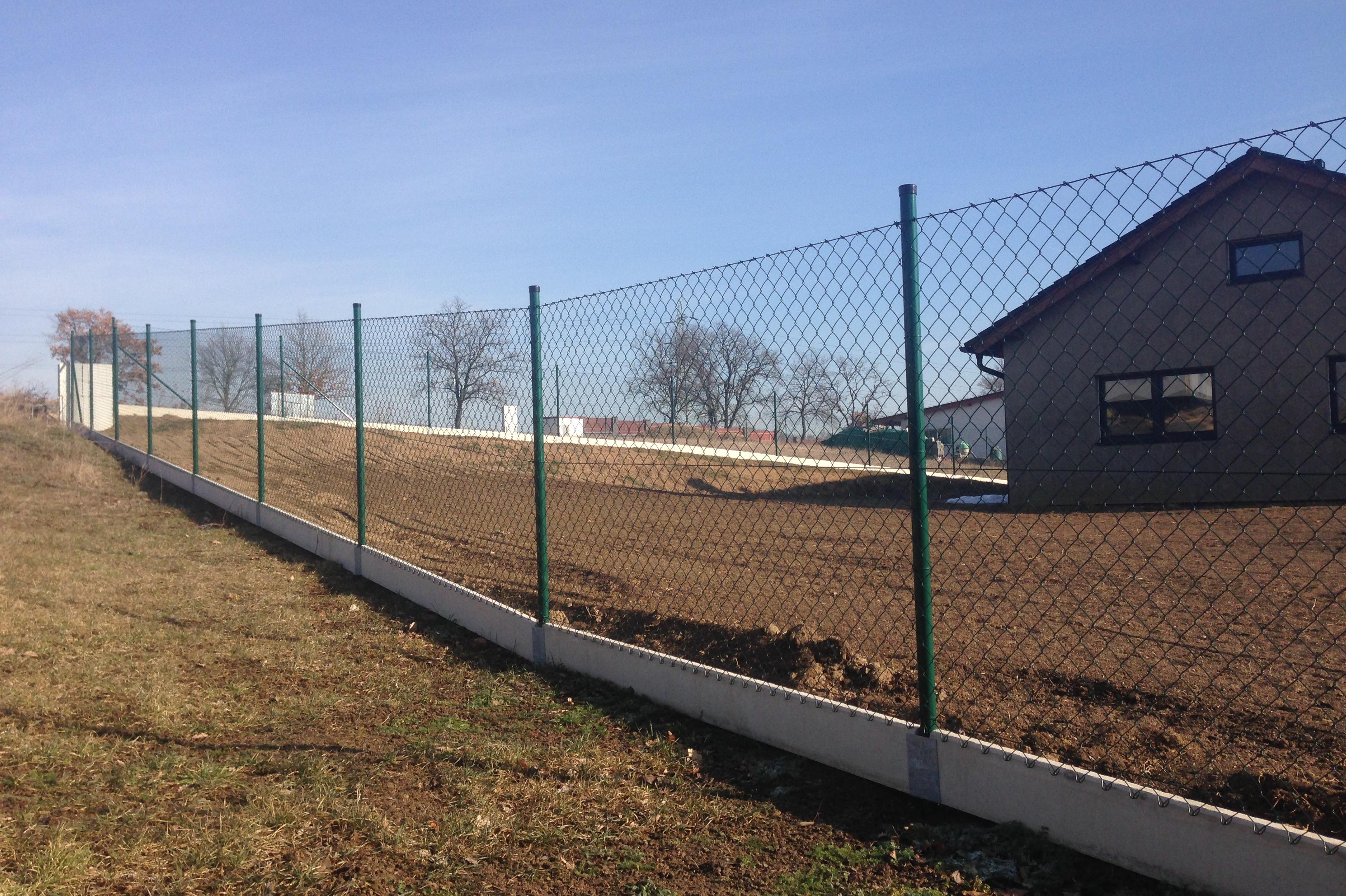 HOPPLOT Oplocení pozemků