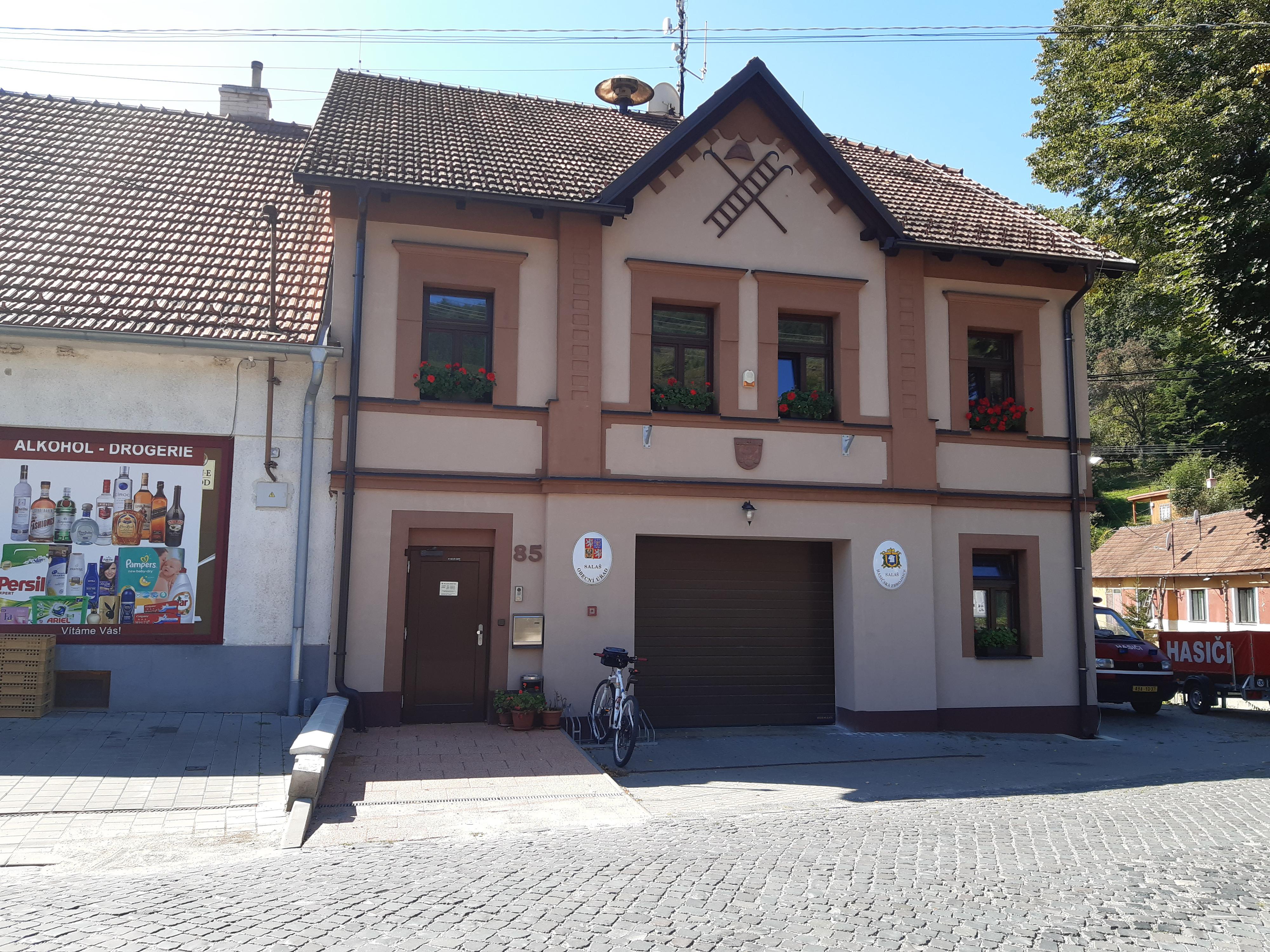 Salaš - obecní úřad foto 2
