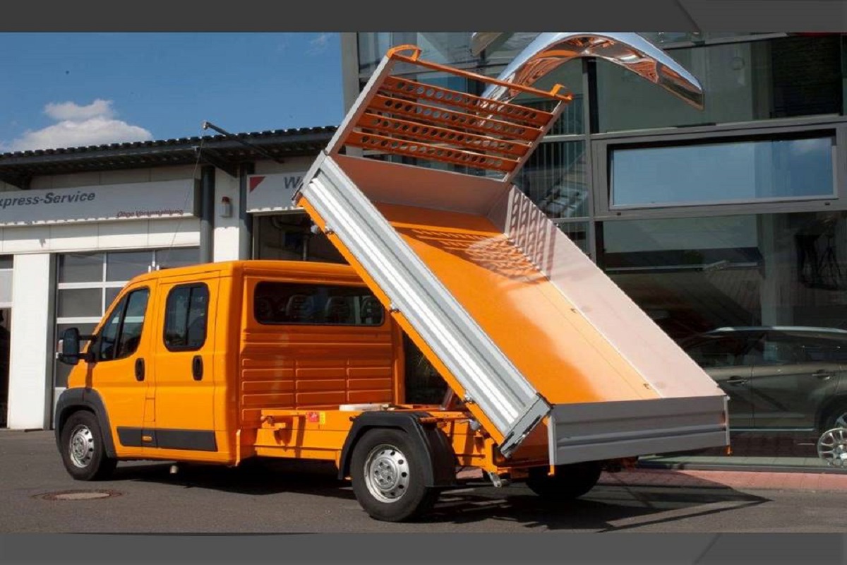 R. Šrámek - 2R workers