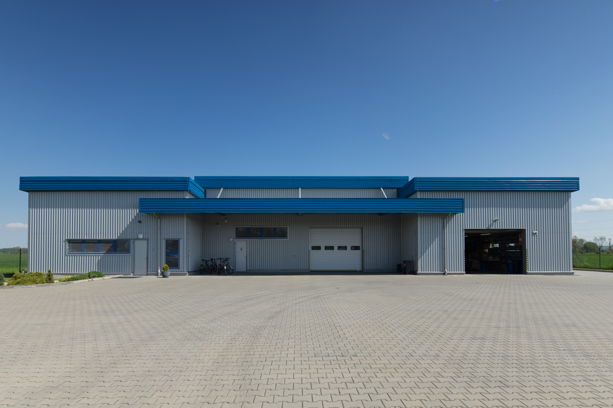 JAROMÍR HUTLA - BATTERY CENTER, s.r.o.