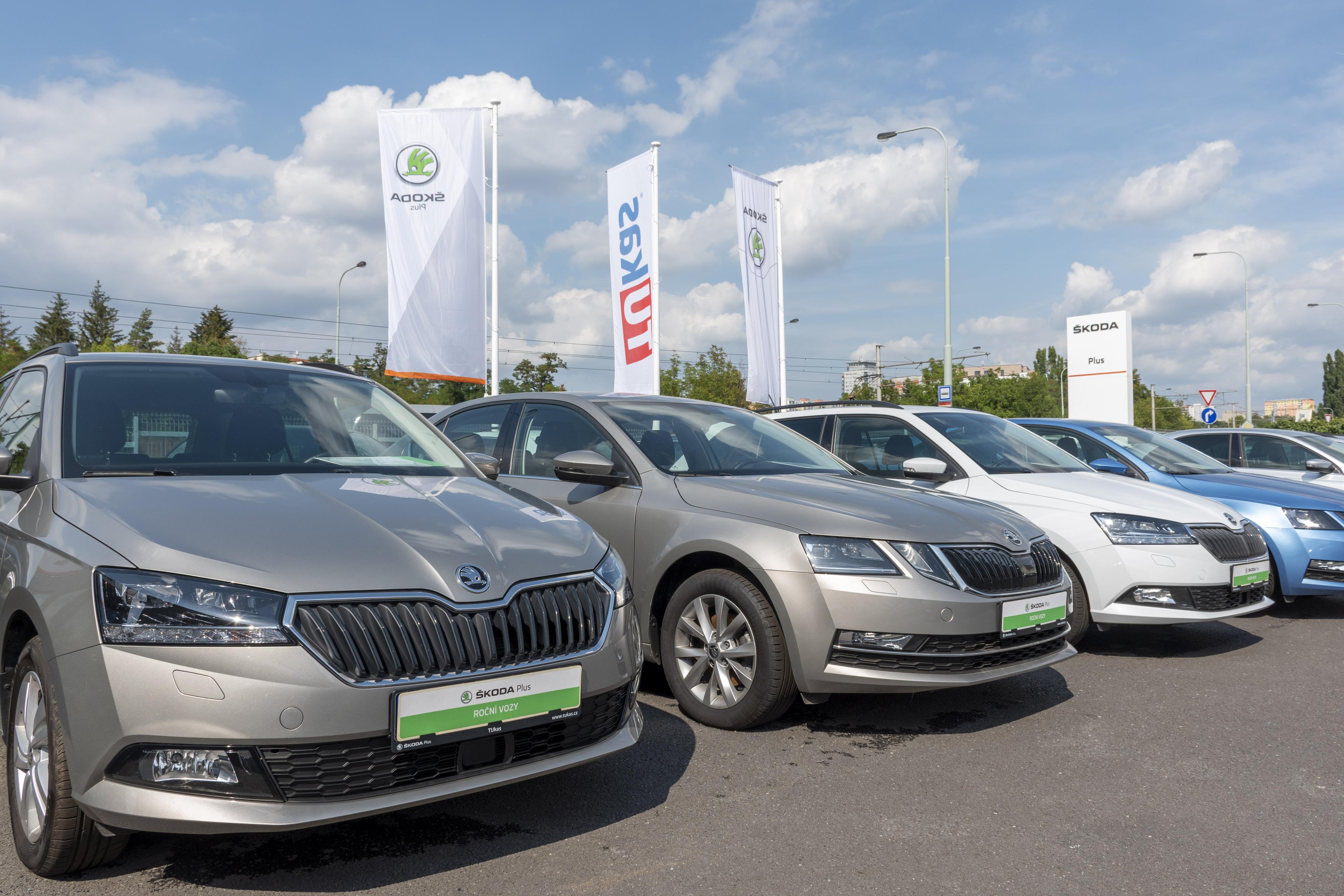 TUkas ojeté vozy foto 2