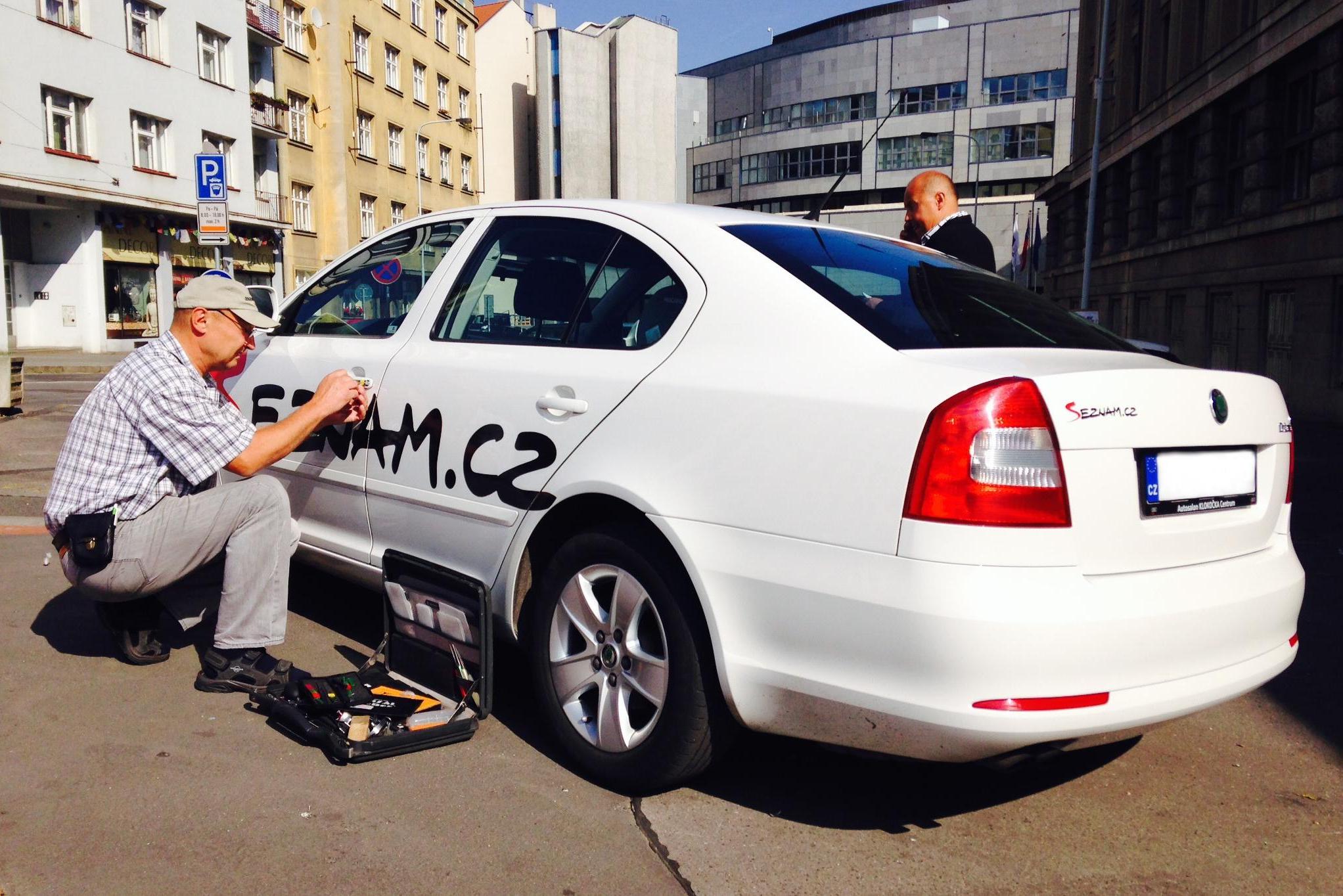 Zabouchnuté byty a auta, 602 202 470 - montáže.