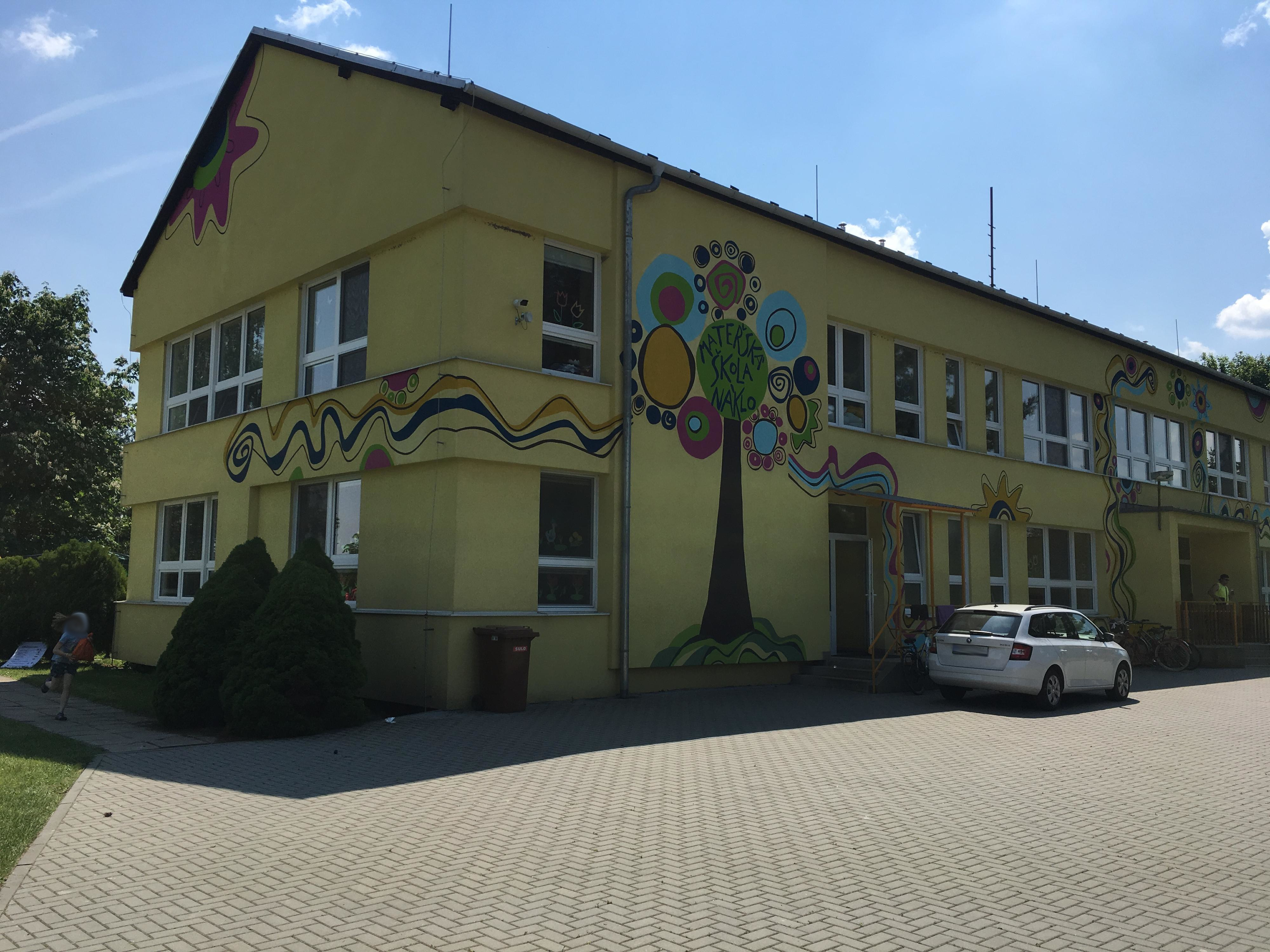 ZŠ a MŠ Náklo, okres Olomouc foto 2
