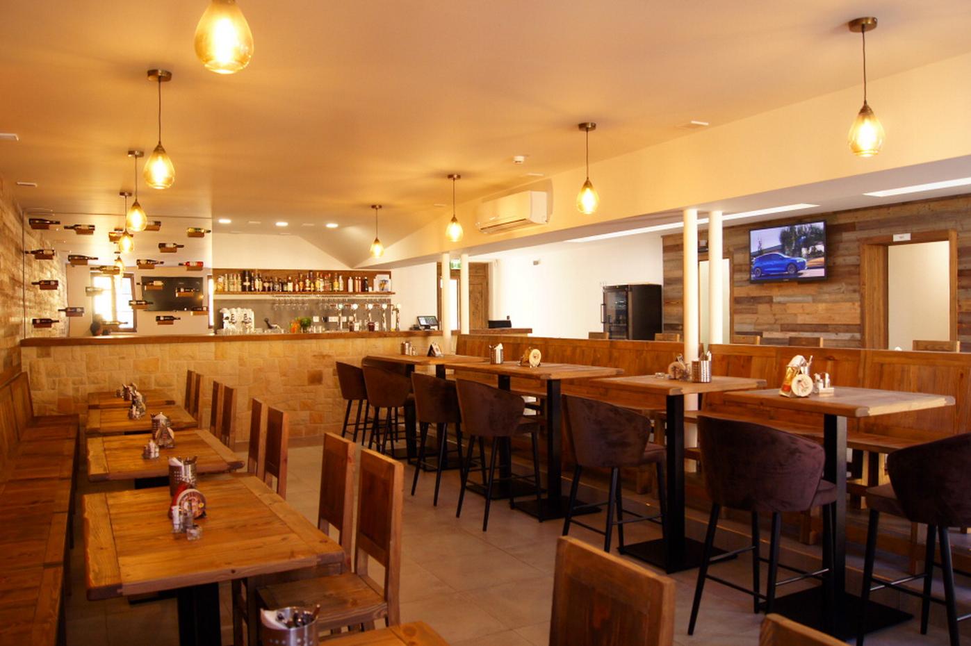 Restaurace-apartmány Bobule